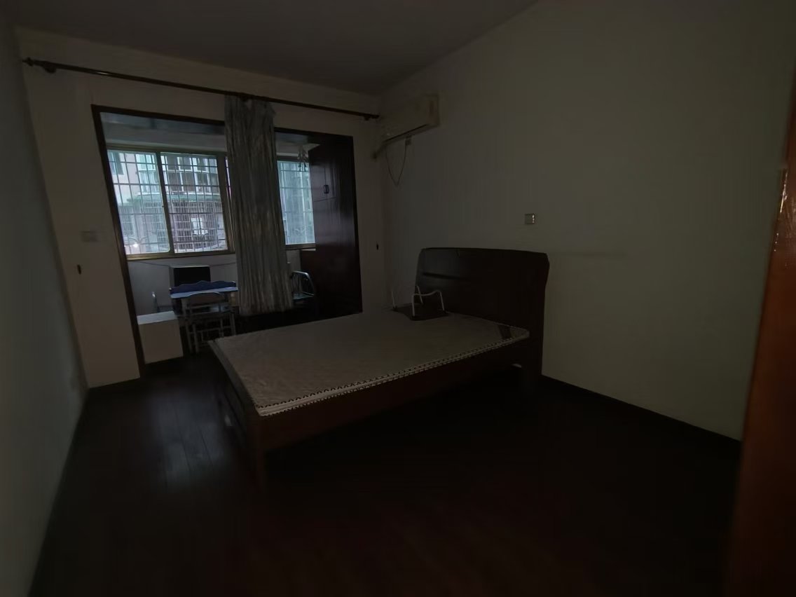 康华小区 4室2厅1卫 49.8万 康华小区 4室2厅1卫 49.8万室内图