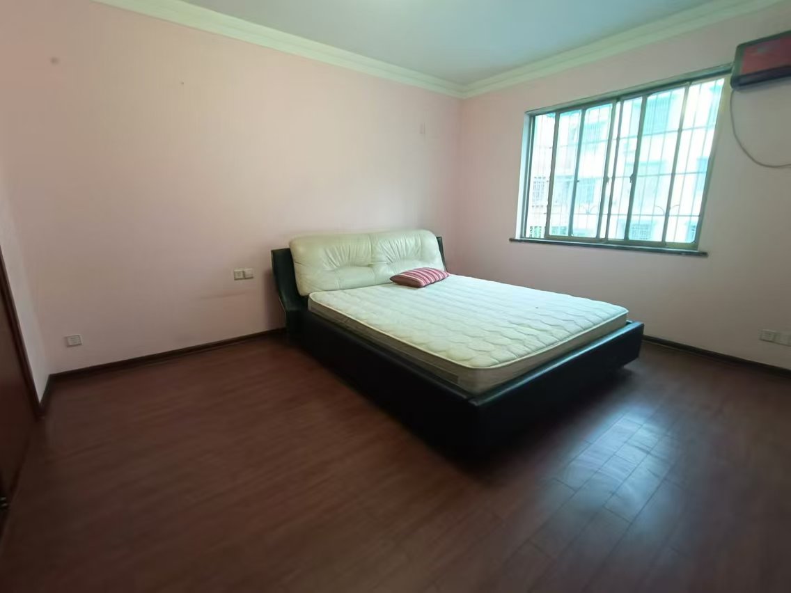 康华小区 4室2厅1卫 49.8万 康华小区 4室2厅1卫 49.8万室内图