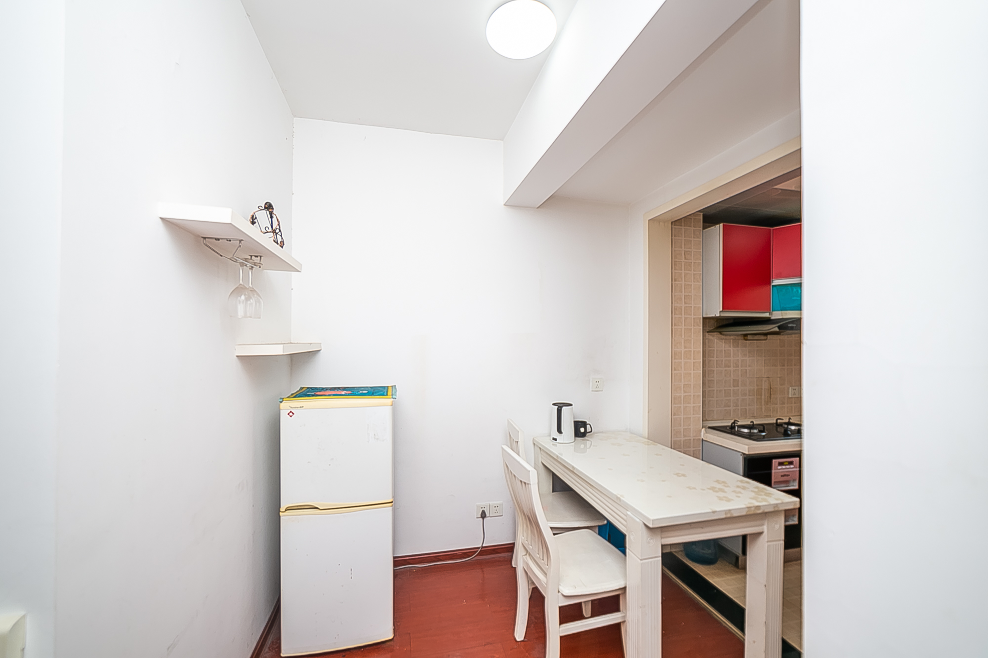 层上观邸  1室1厅1卫    39.8万 层上观邸  1室1厅1卫    39.8万客厅