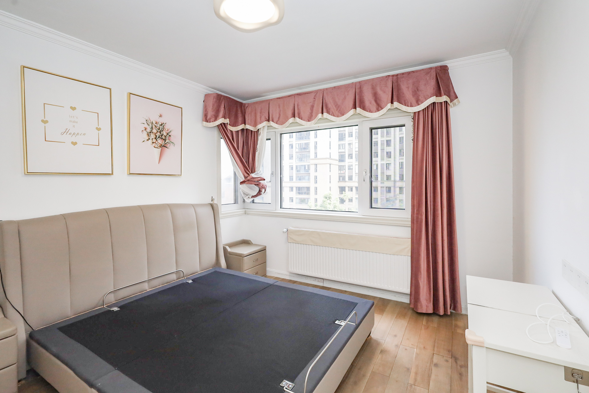 南山雍江汇(滨江国际新城) 4室2厅1卫 190.0万 南山雍江汇(滨江国际新城) 4室2厅1卫 190.0万卧室