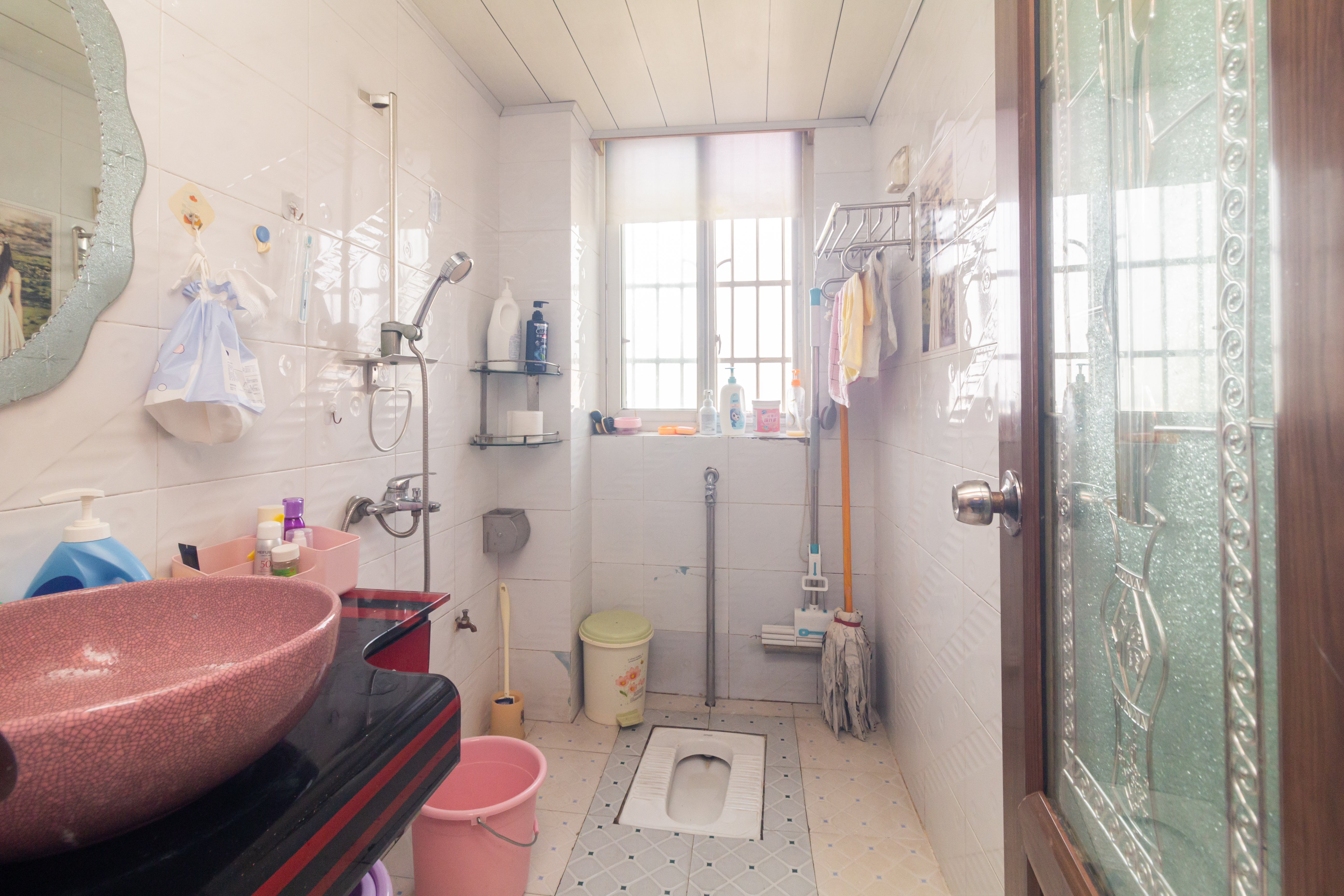 星城国际 2室2厅1卫 38.8万 星城国际 2室2厅1卫 38.8万卫生间