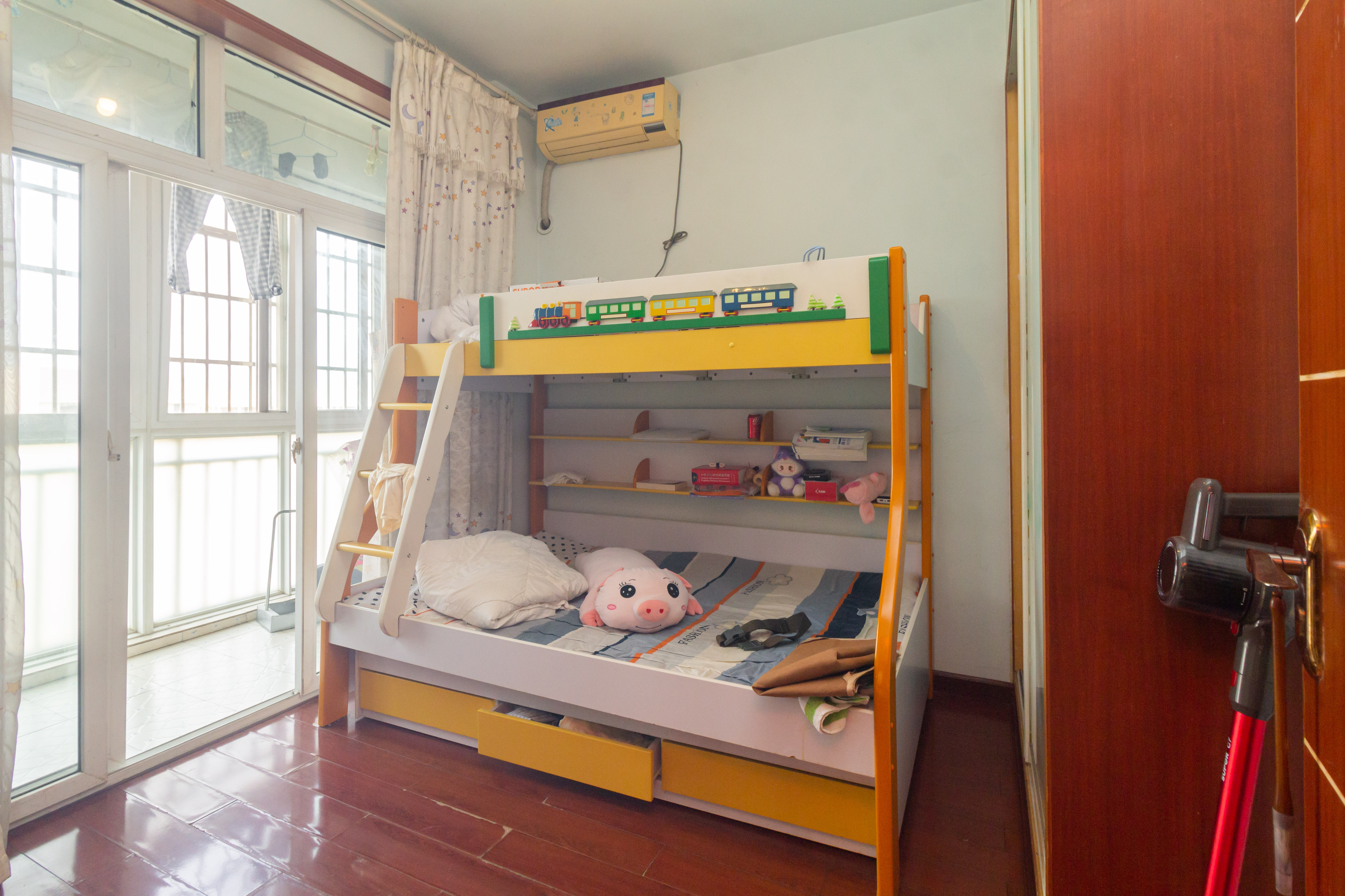 星城国际 2室2厅1卫 38.8万 星城国际 2室2厅1卫 38.8万卧室