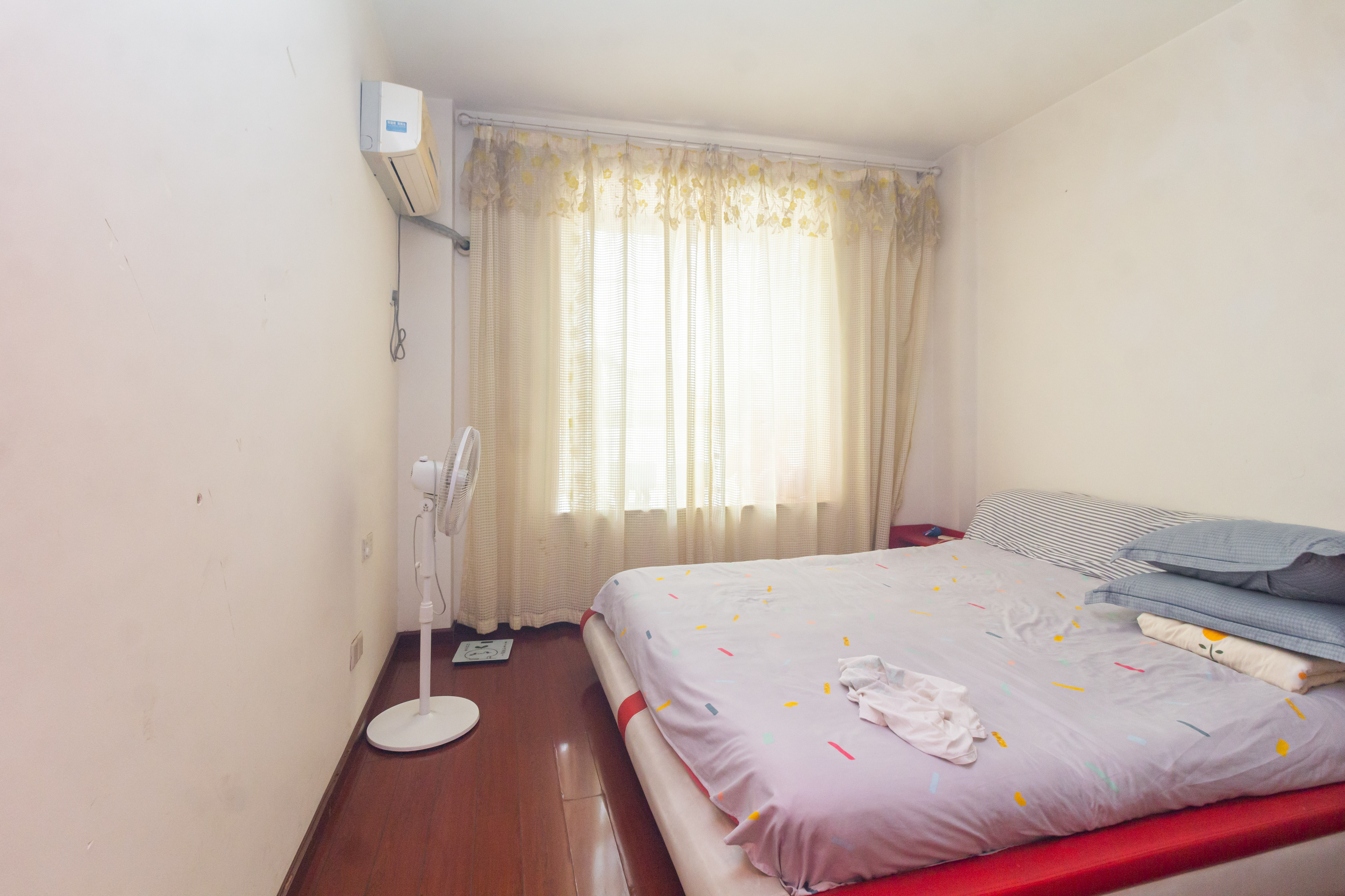 星城国际 2室2厅1卫 38.8万 星城国际 2室2厅1卫 38.8万卧室