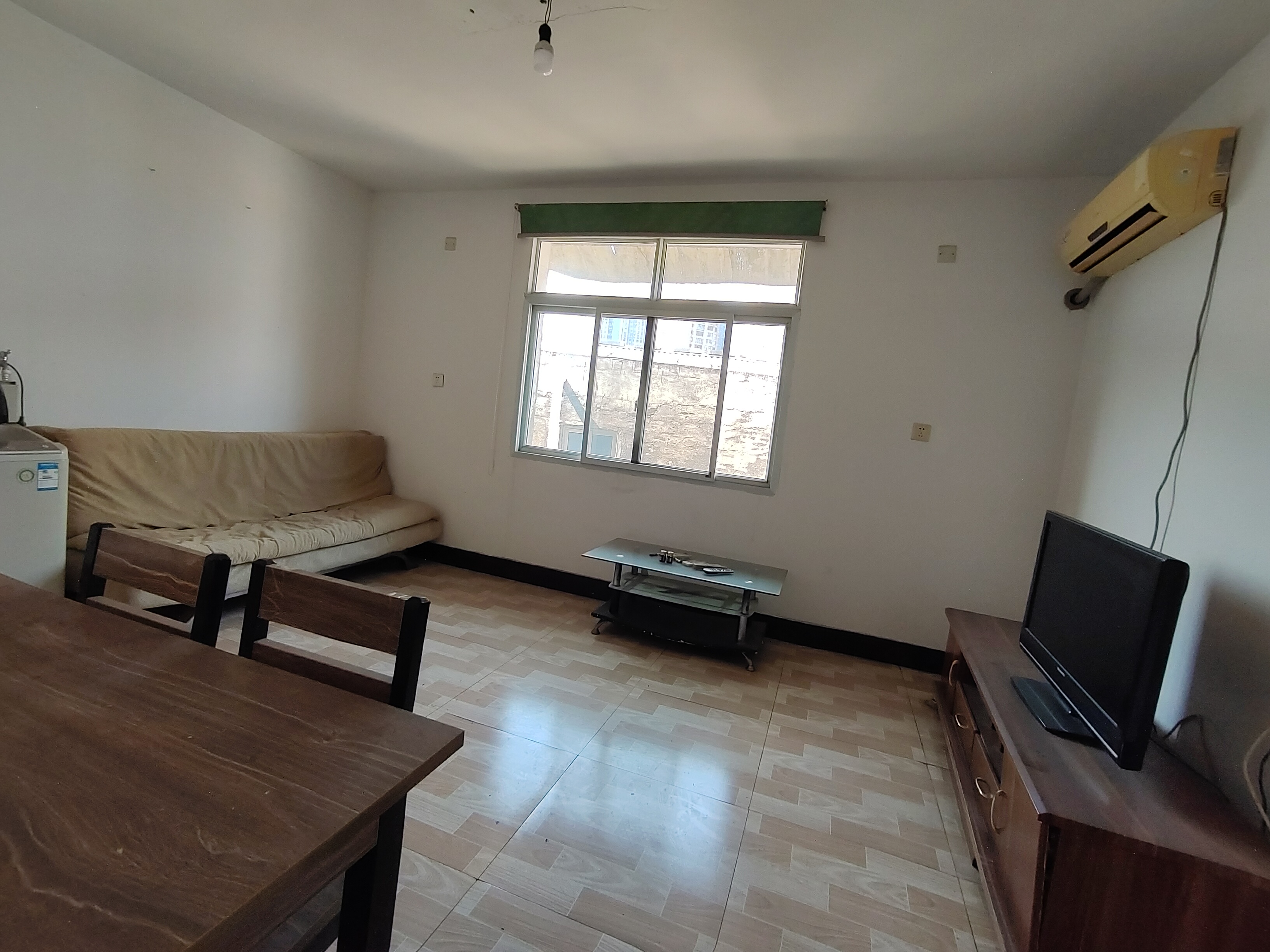 黄家塘社区 1室1厅1卫 6.0万 黄家塘社区 1室1厅1卫 6.0万室内图