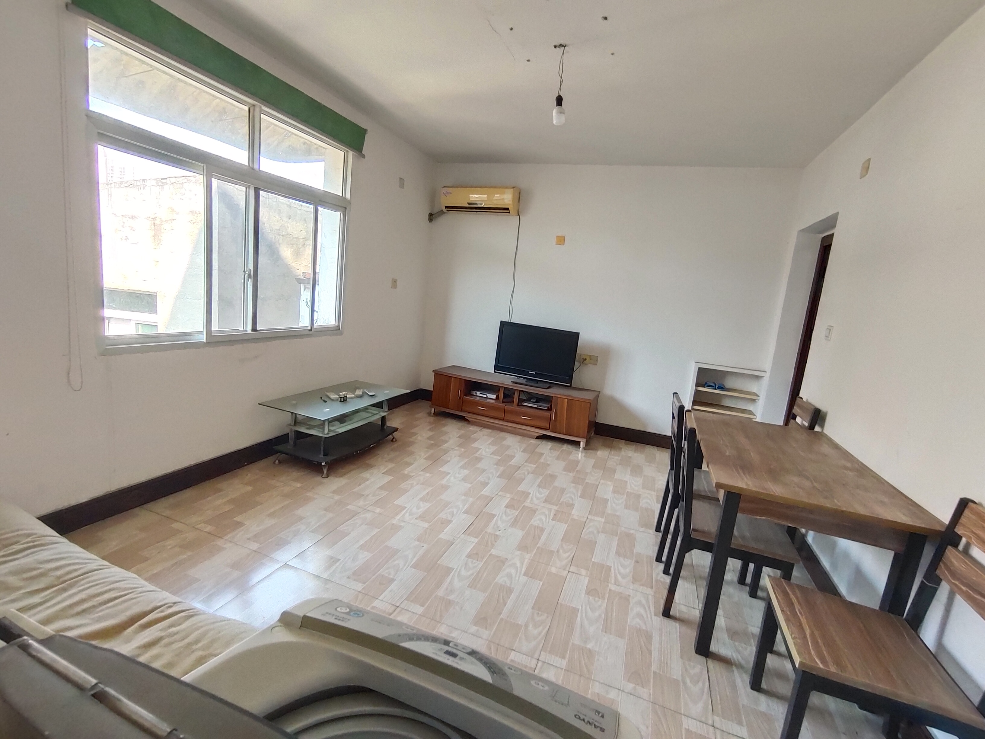 黄家塘社区 1室1厅1卫 6.0万 黄家塘社区 1室1厅1卫 6.0万室内图