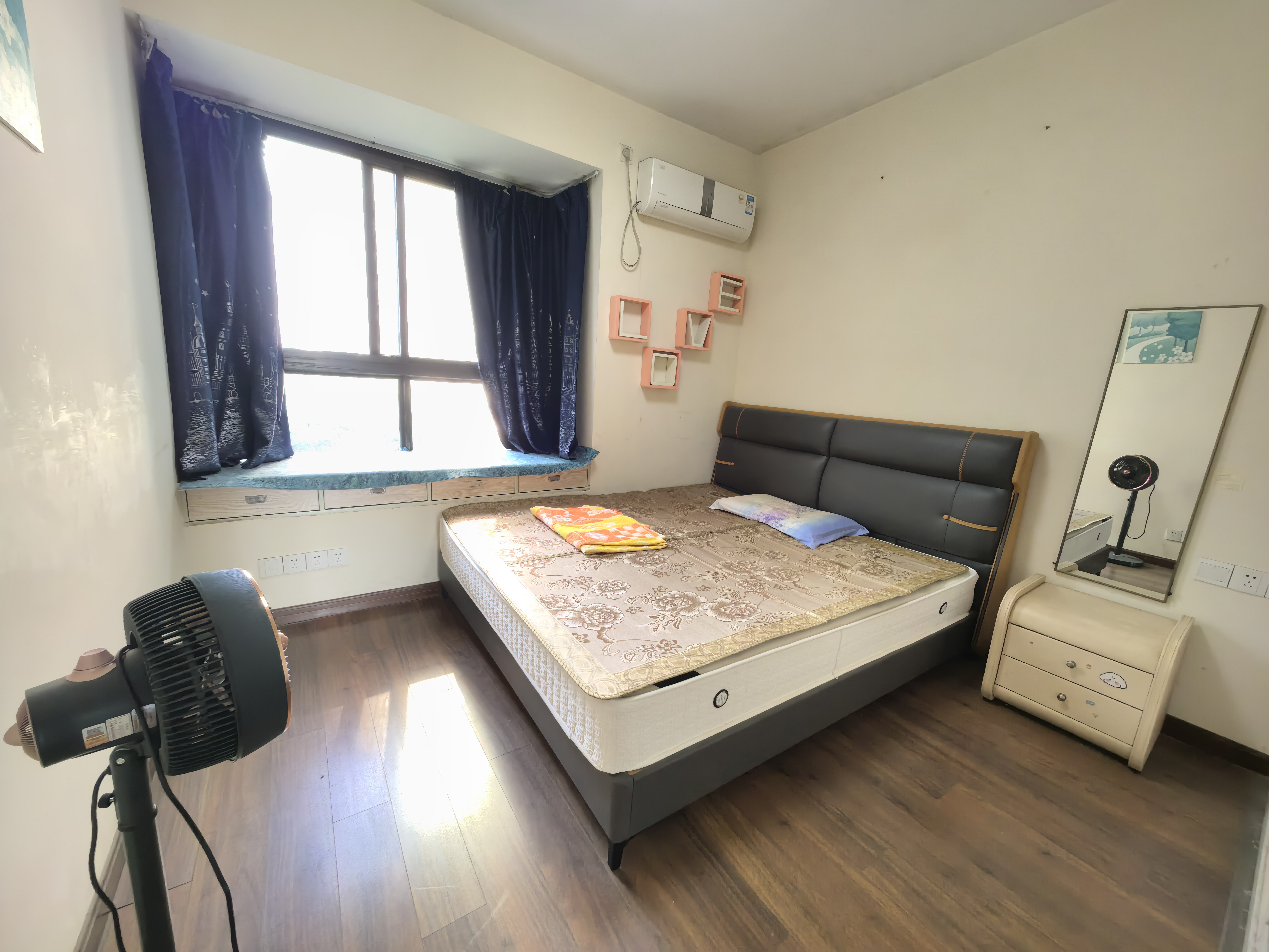 亿都国际城市首府  3室2厅1卫    39.8万 亿都国际城市首府  3室2厅1卫    39.8万室内图