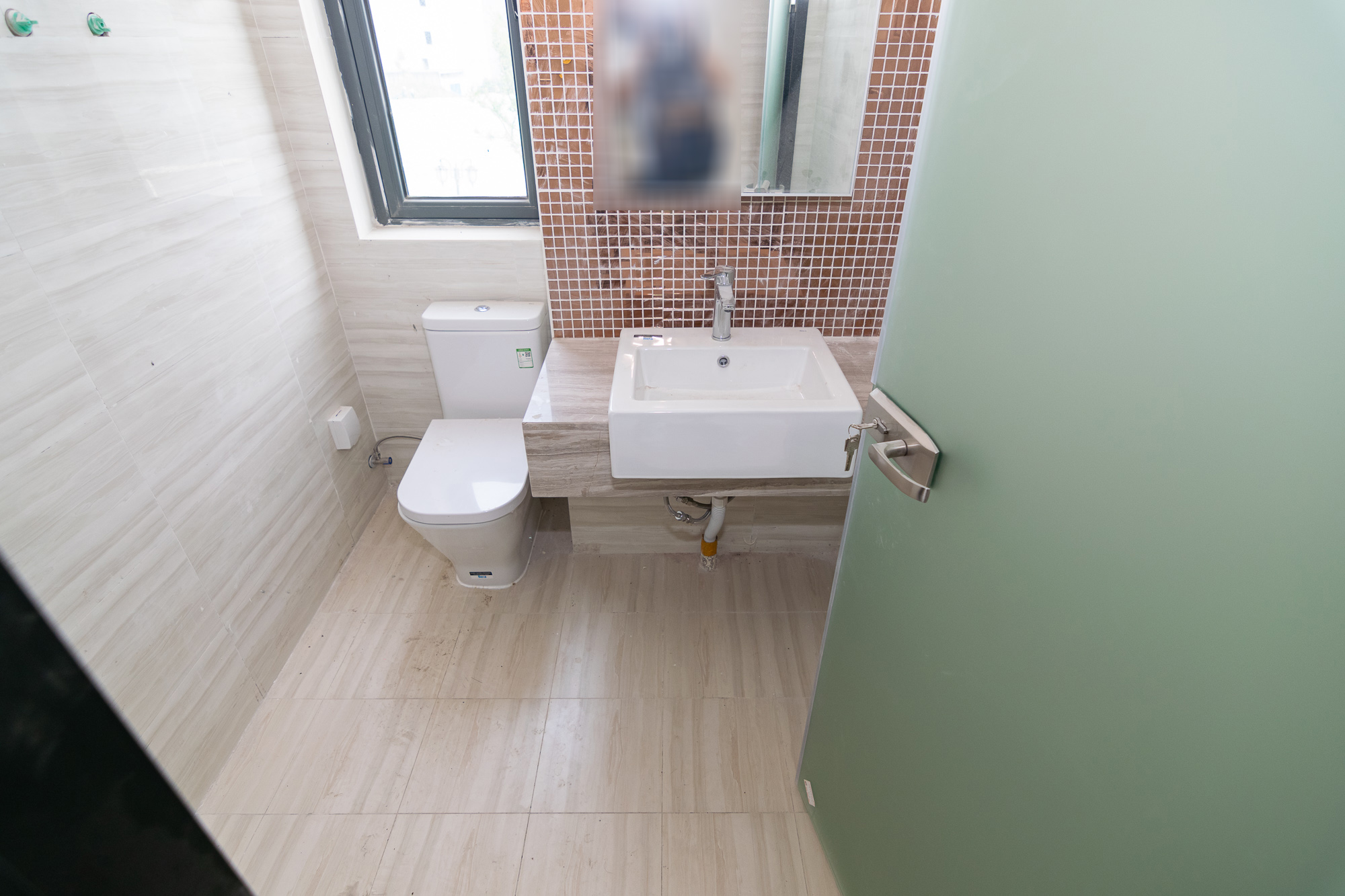 恒大时代广场  0室0厅0卫    20.0万 恒大时代广场  0室0厅0卫    20.0万卫生间