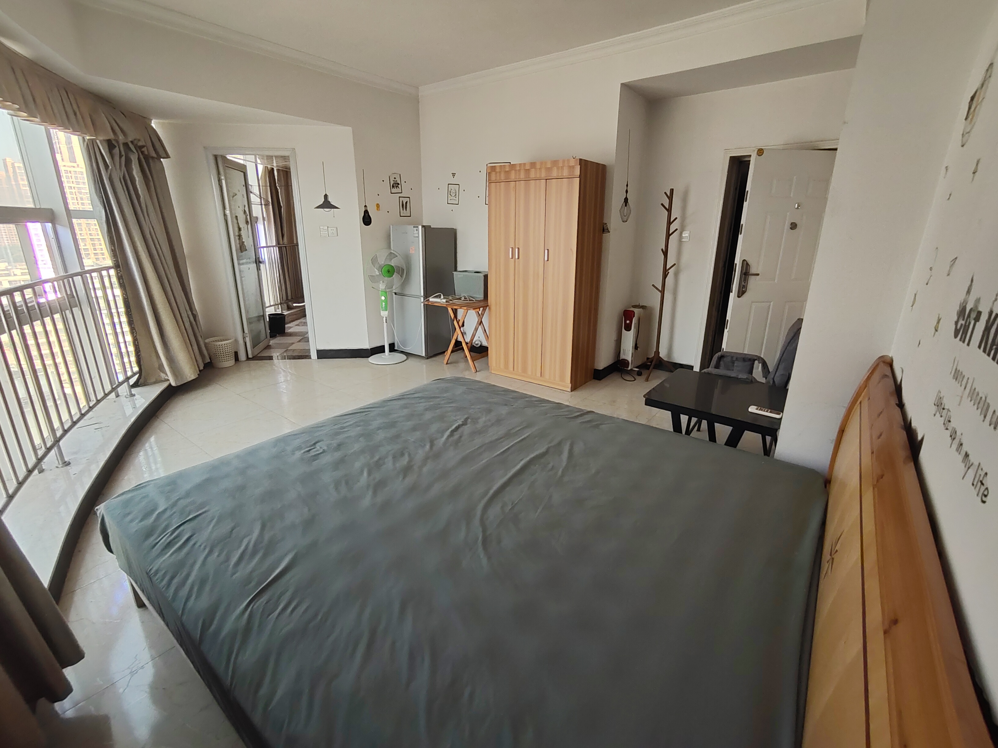 鸿益广场 1室1厅1卫 15.0万 鸿益广场 1室1厅1卫 15.0万室内图