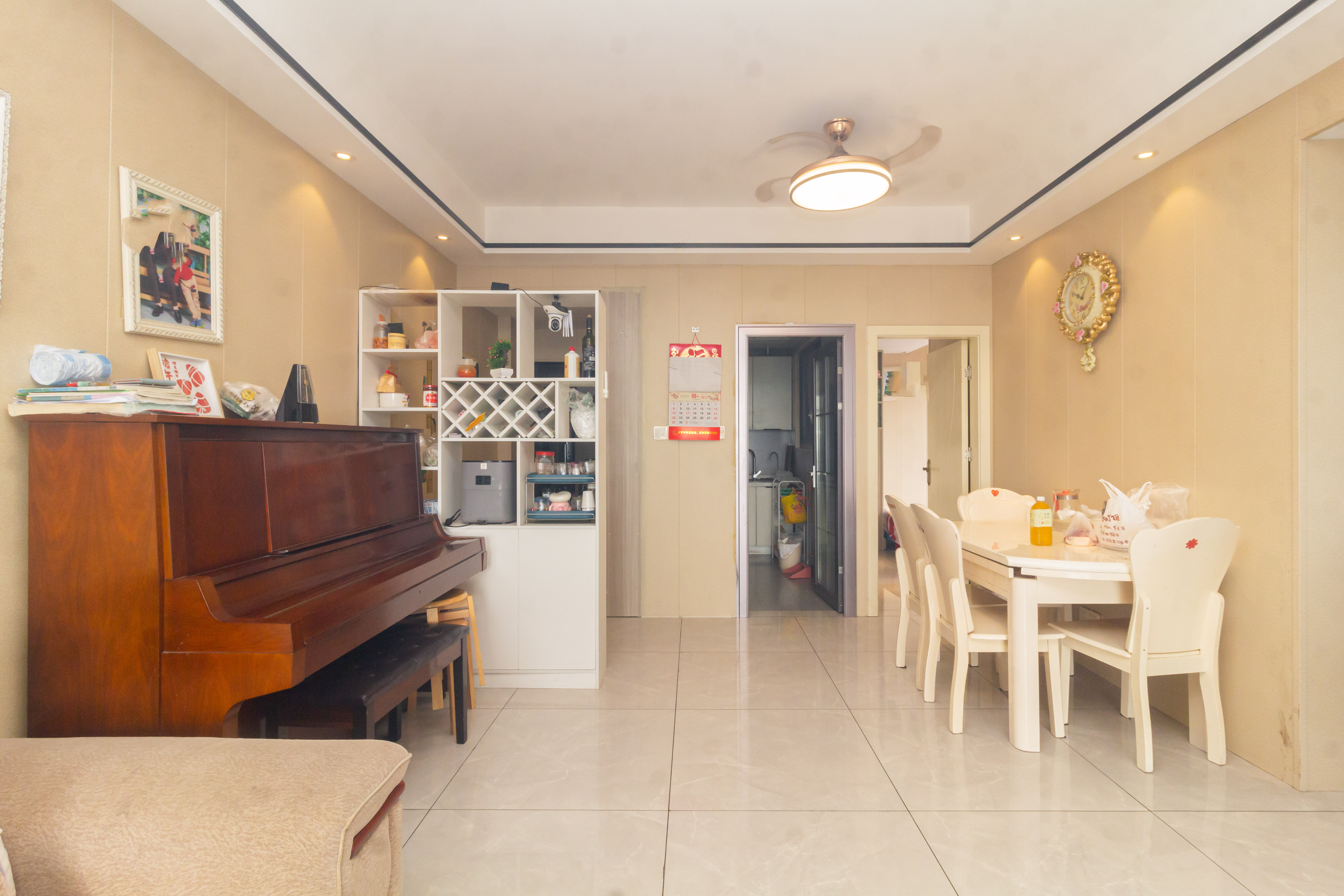 湘预家园  3室2厅2卫    66.0万 湘预家园  3室2厅2卫    66.0万客厅