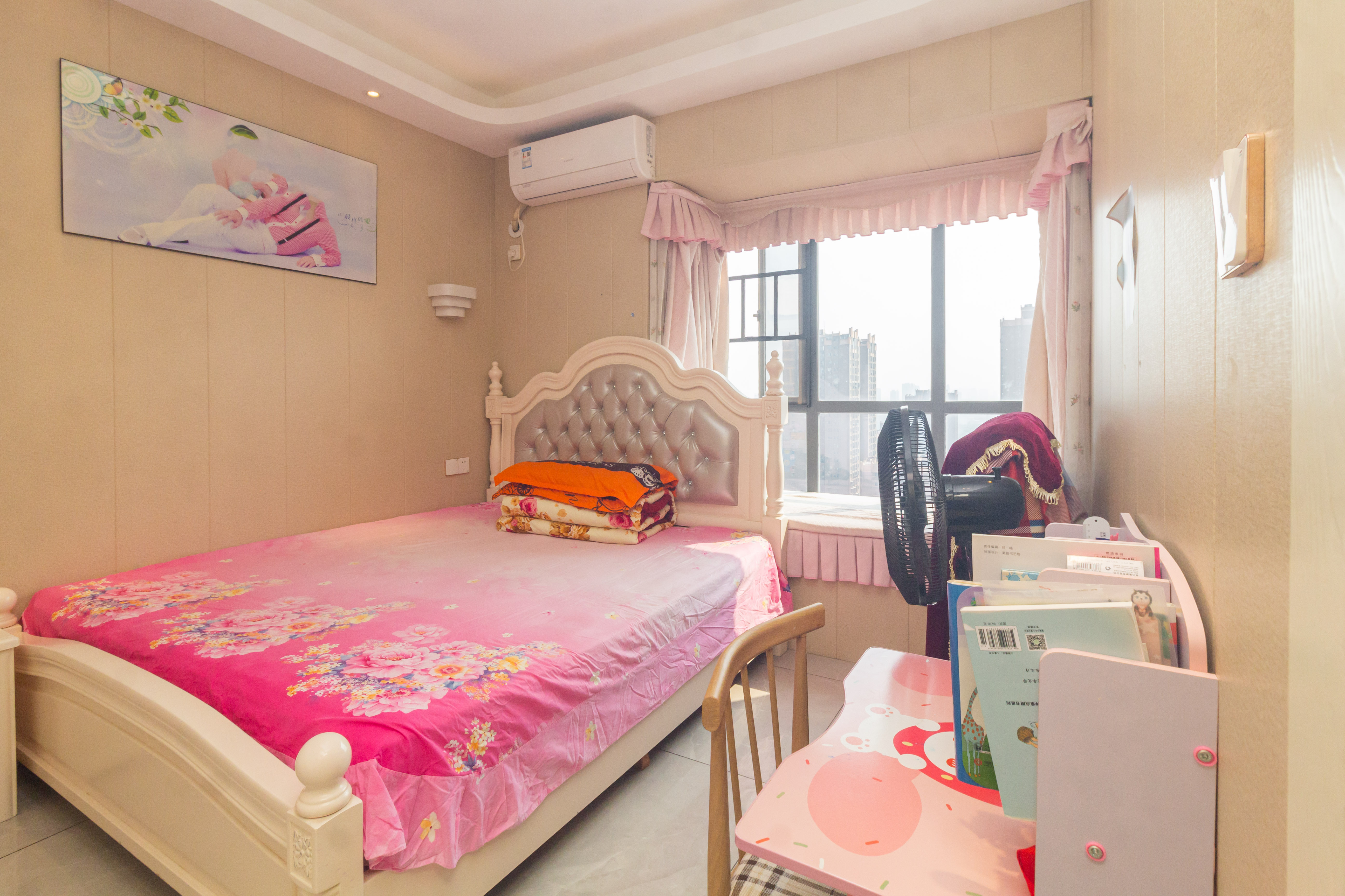 湘预家园  3室2厅2卫    66.0万 湘预家园  3室2厅2卫    66.0万卧室