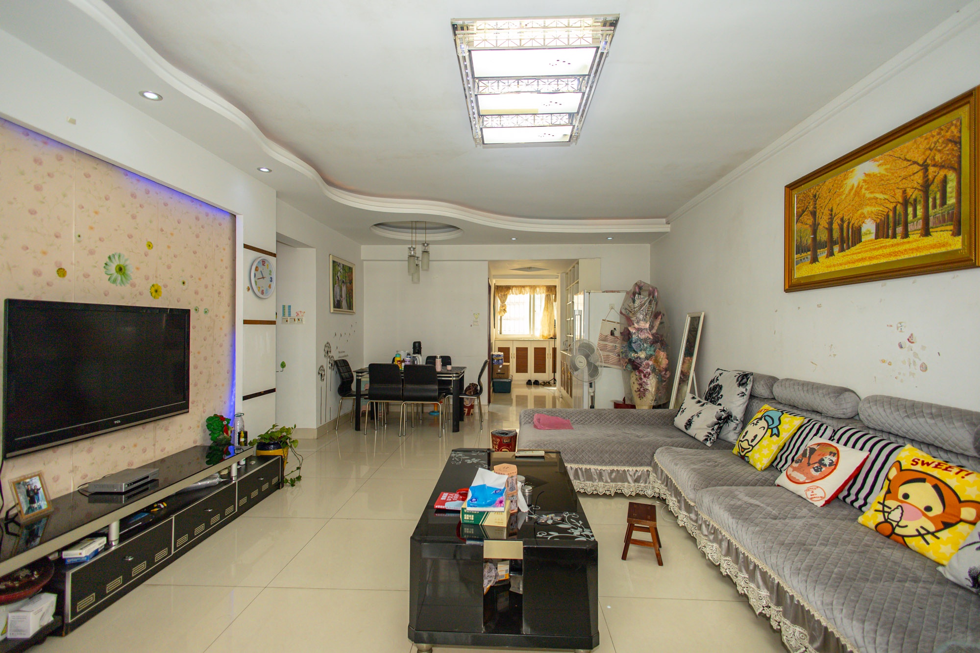 尚都花园城 3室2厅2卫 87.8万 尚都花园城 3室2厅2卫 87.8万客厅