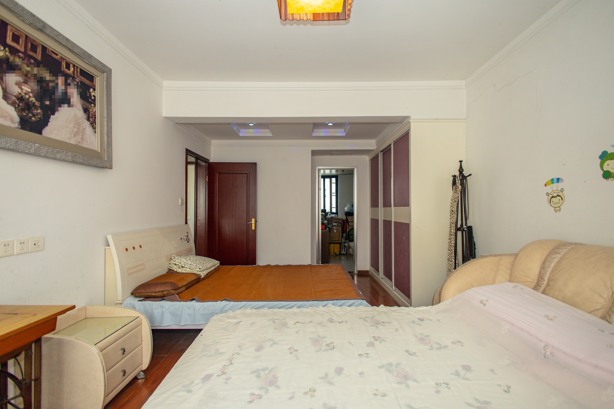 尚都花园城 3室2厅2卫 87.8万 尚都花园城 3室2厅2卫 87.8万卧室