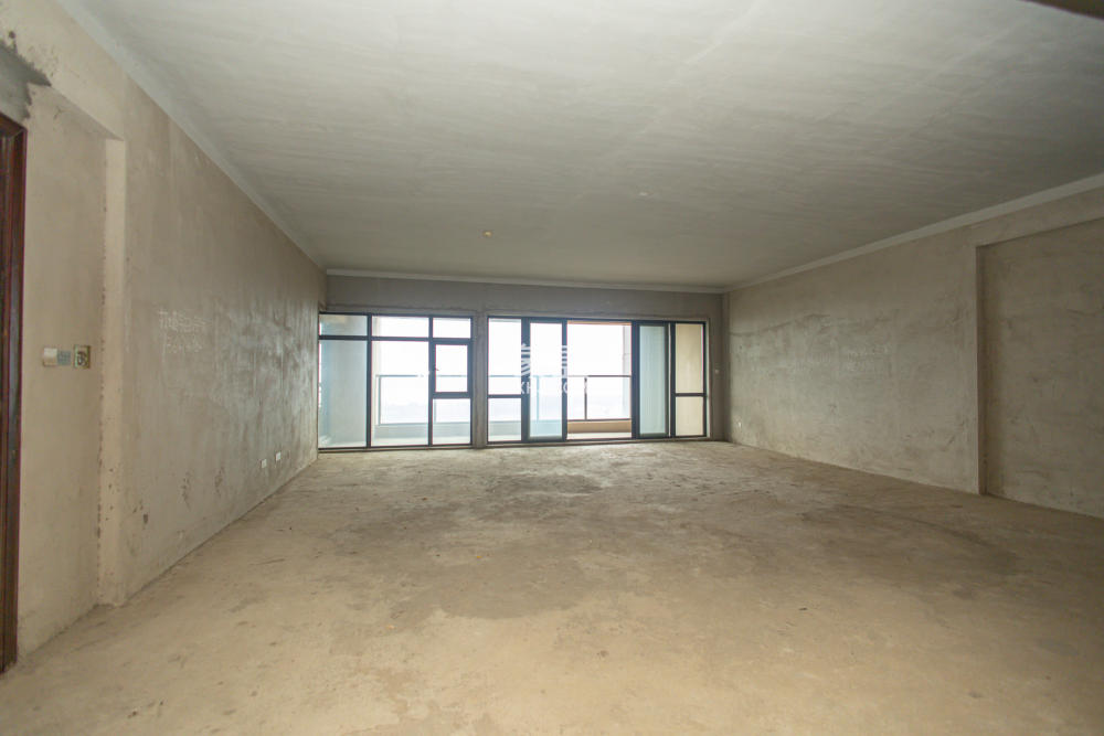 碧桂园威尼斯城  5室2厅2卫    300.0万