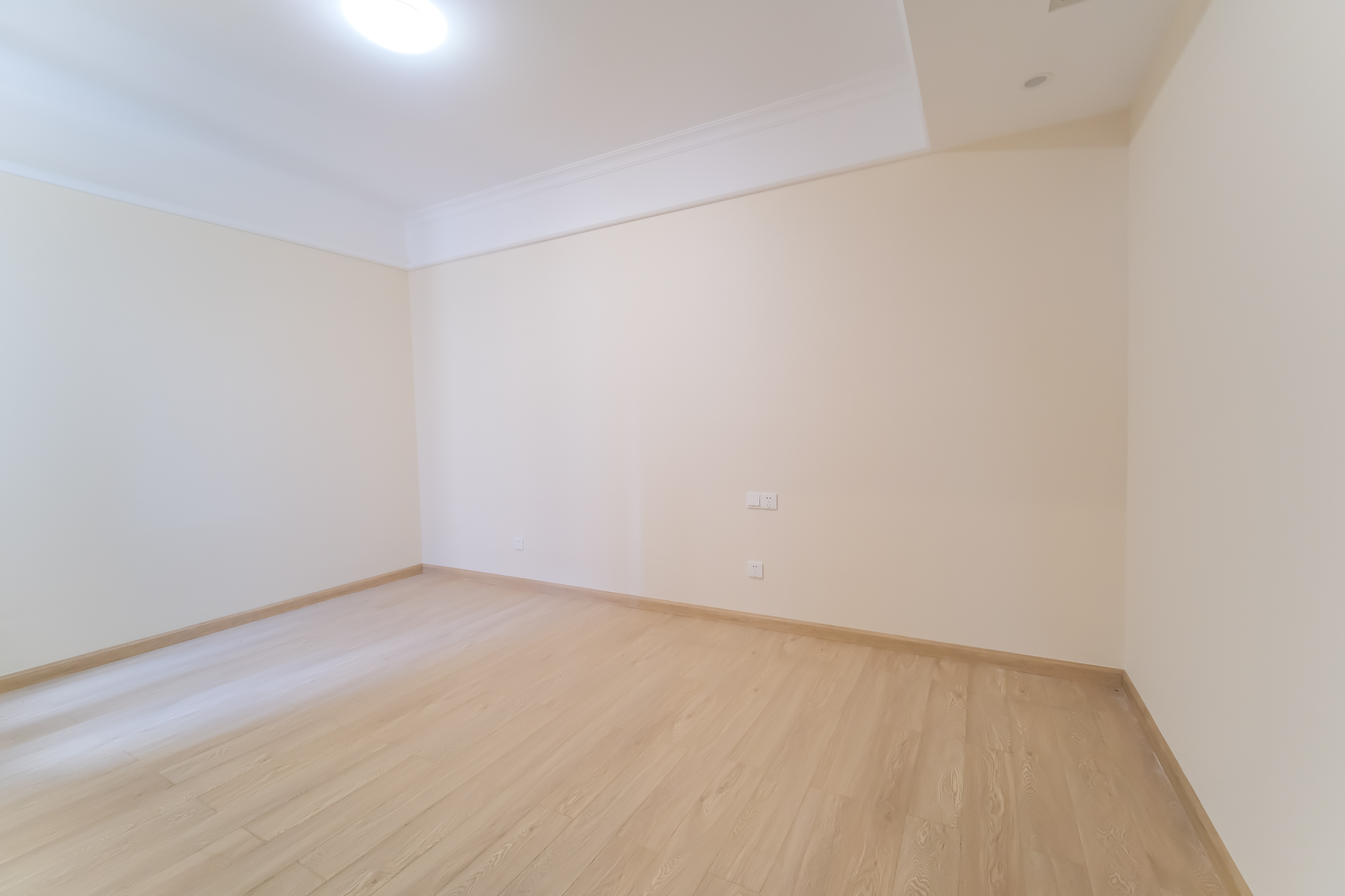 运达锦绣广场  3室2厅2卫    160.0万 运达锦绣广场  3室2厅2卫    160.0万卧室