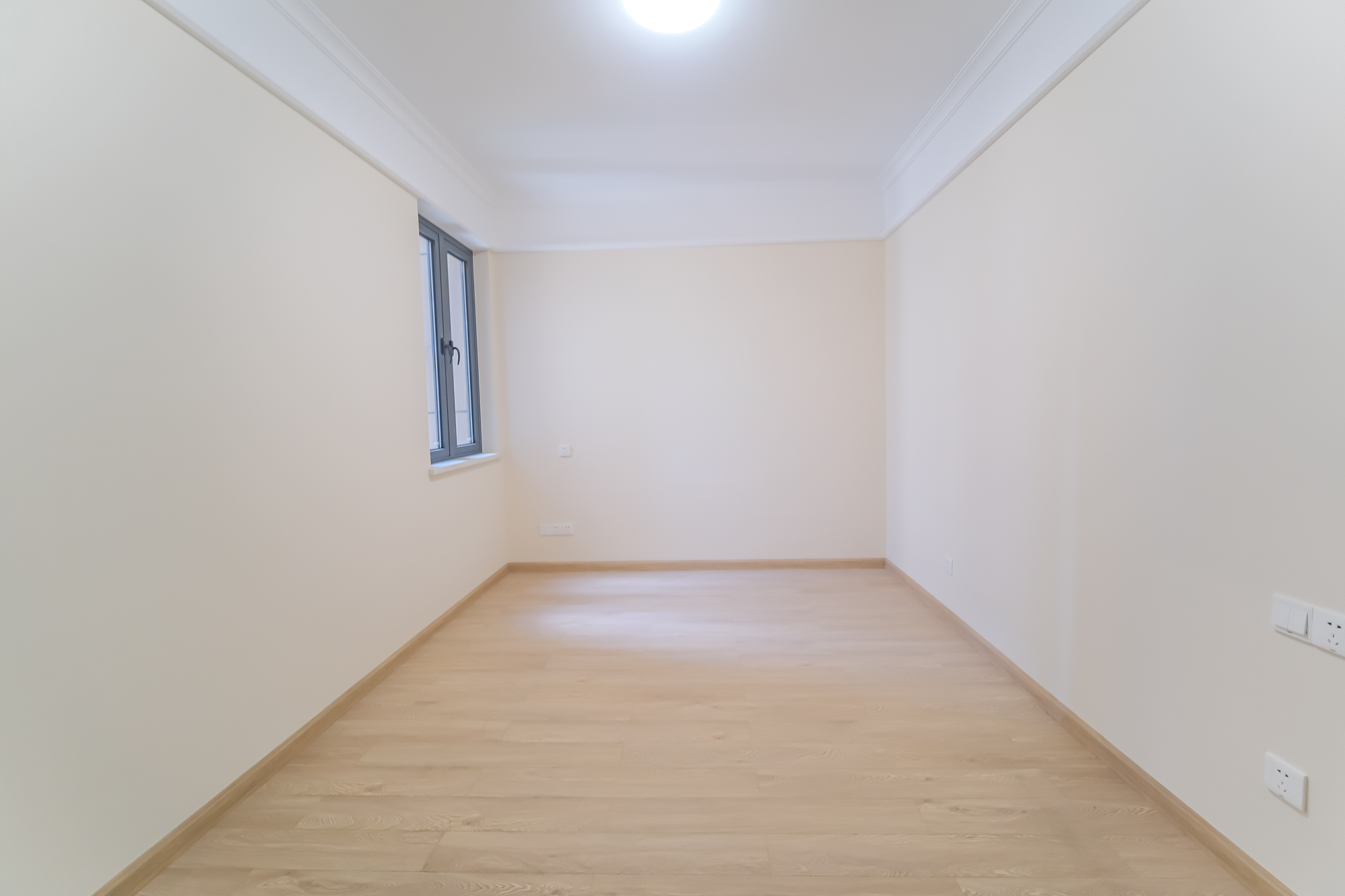 运达锦绣广场  3室2厅2卫    160.0万 运达锦绣广场  3室2厅2卫    160.0万卧室