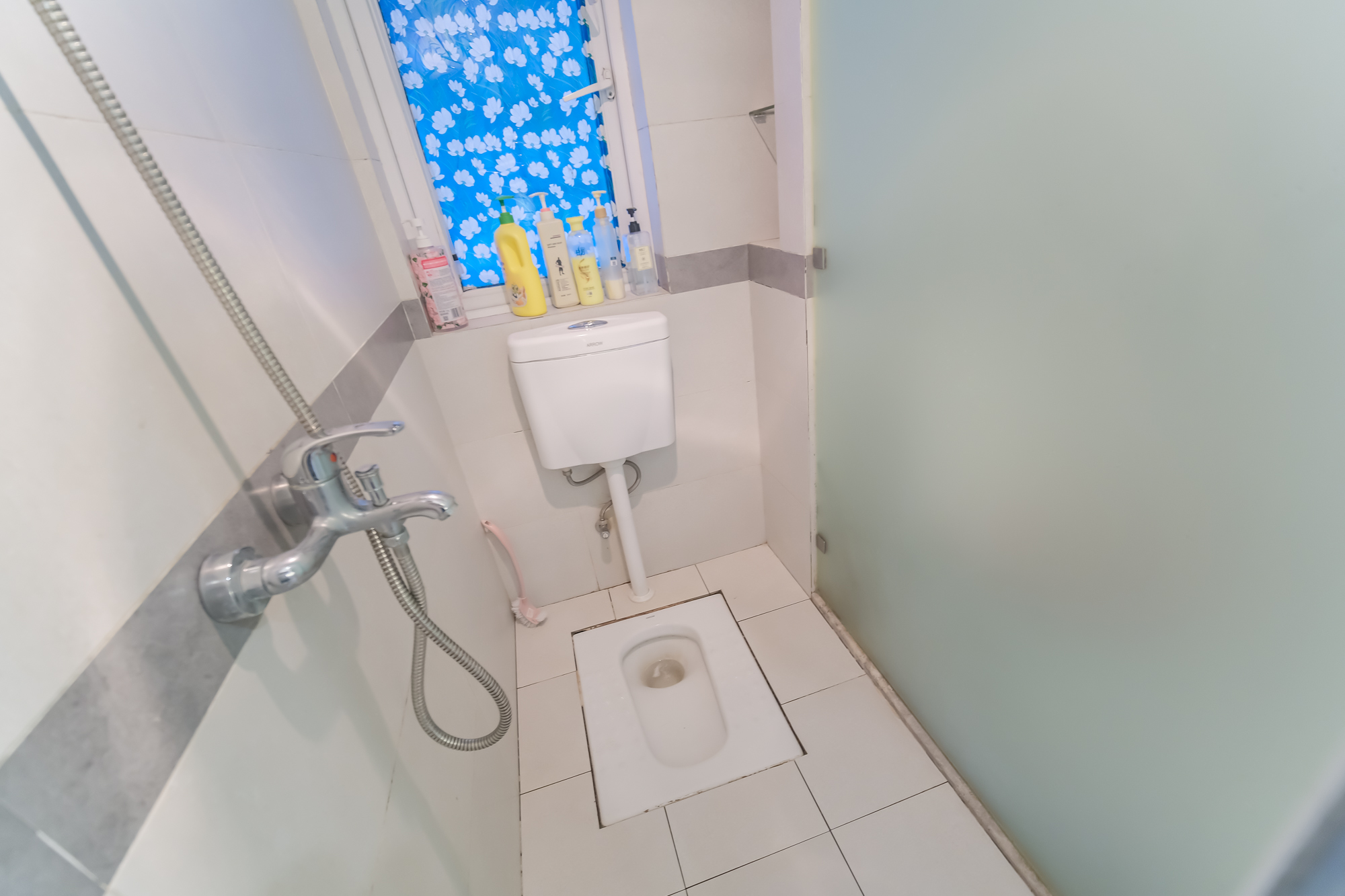 三一街区  3室2厅1卫   62.00万卫生间
