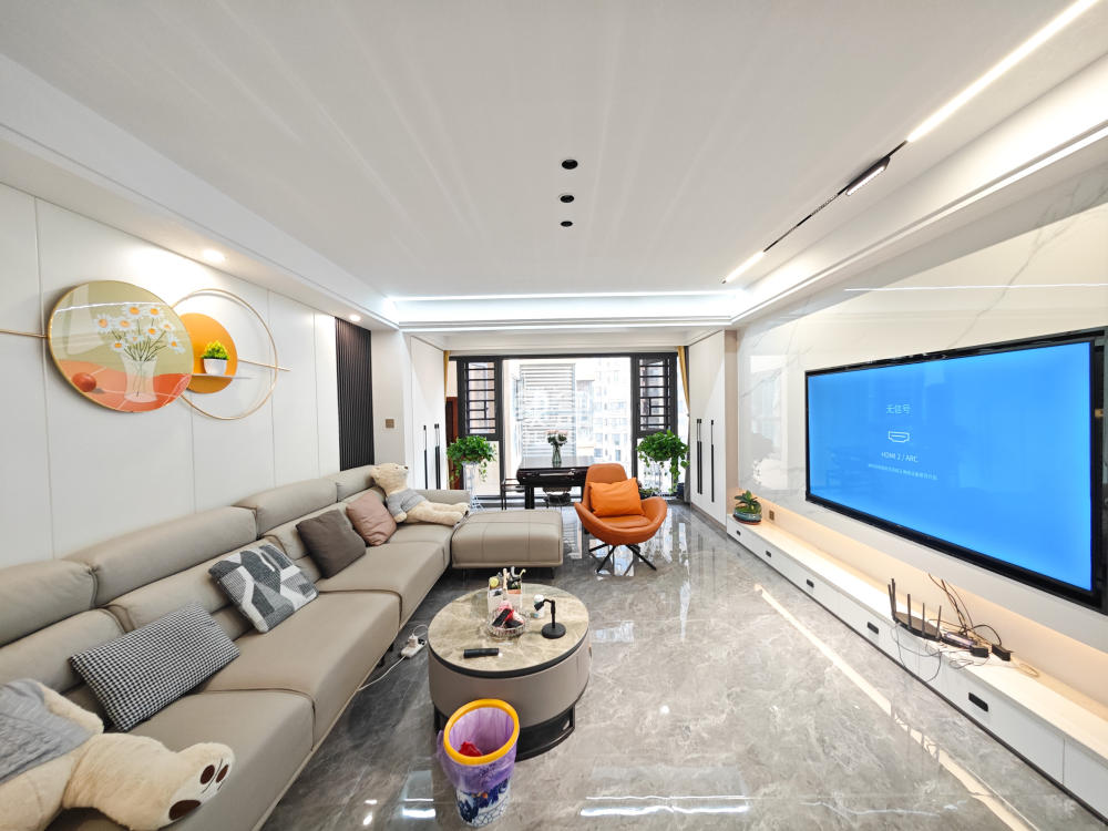 中建嘉和城  4室2厅2卫    157.5万