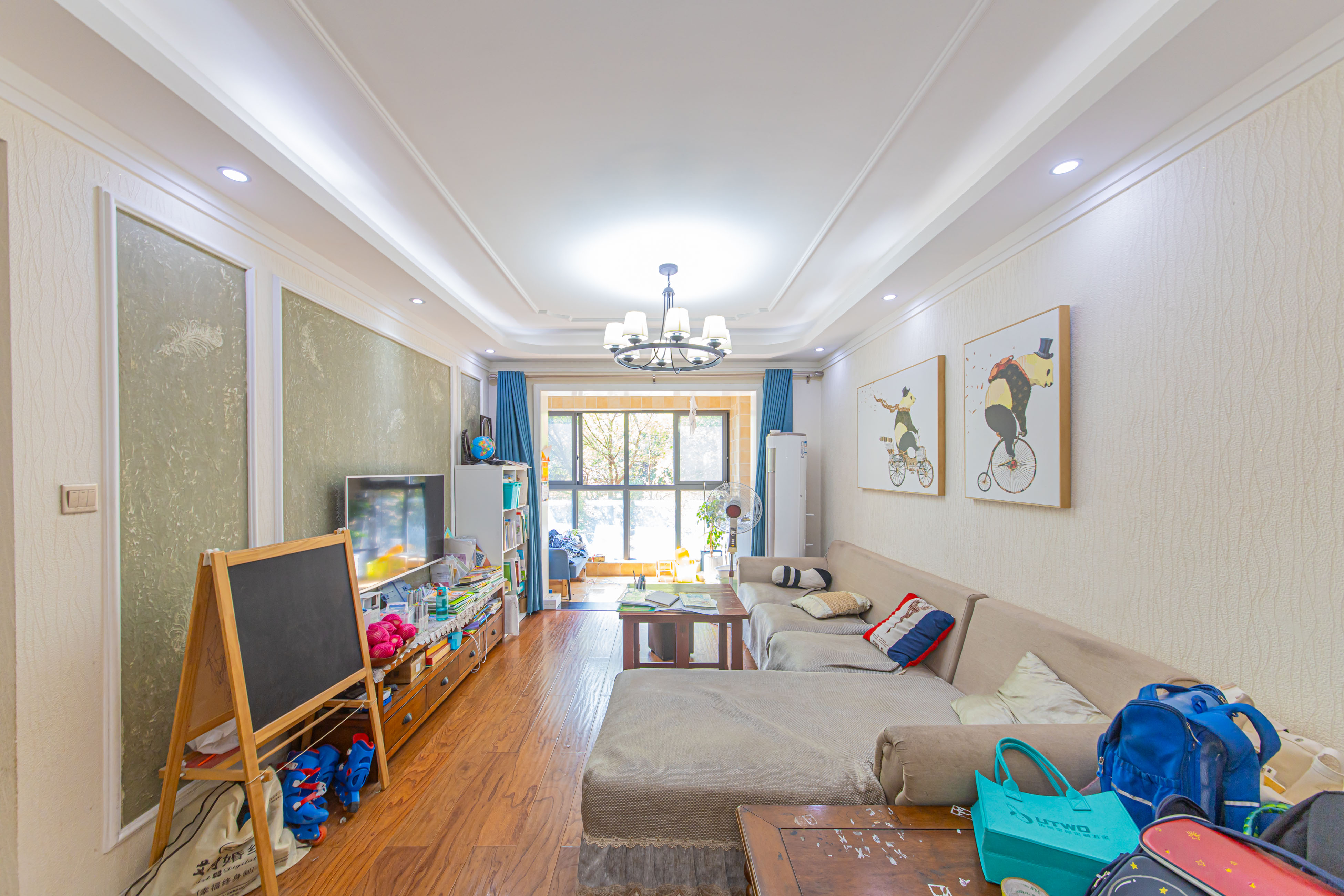 中建芙蓉嘉苑 3室2厅2卫 93.0万 中建芙蓉嘉苑 3室2厅2卫 93.0万客厅