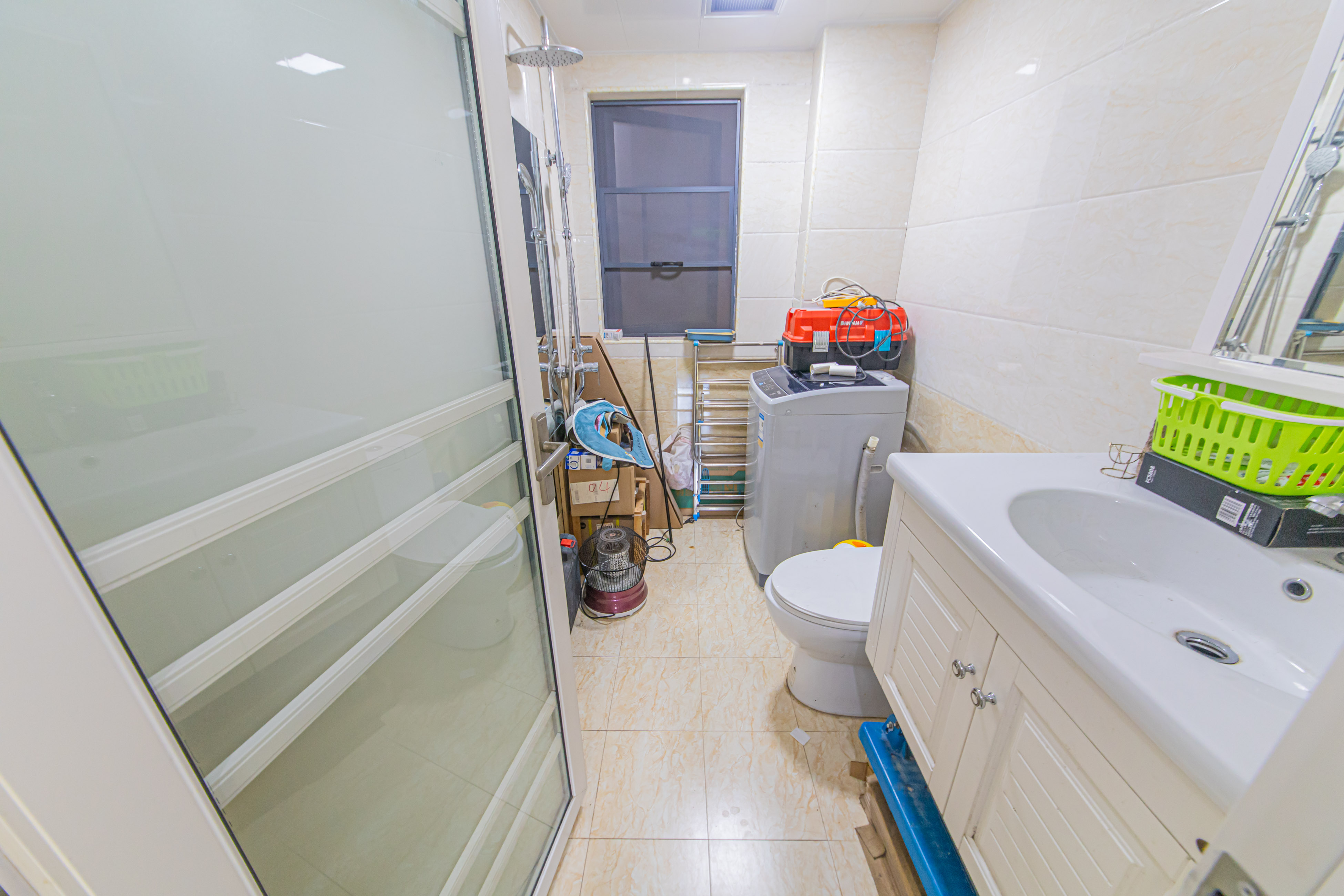 中建芙蓉嘉苑 3室2厅2卫 93.0万 中建芙蓉嘉苑 3室2厅2卫 93.0万卫生间