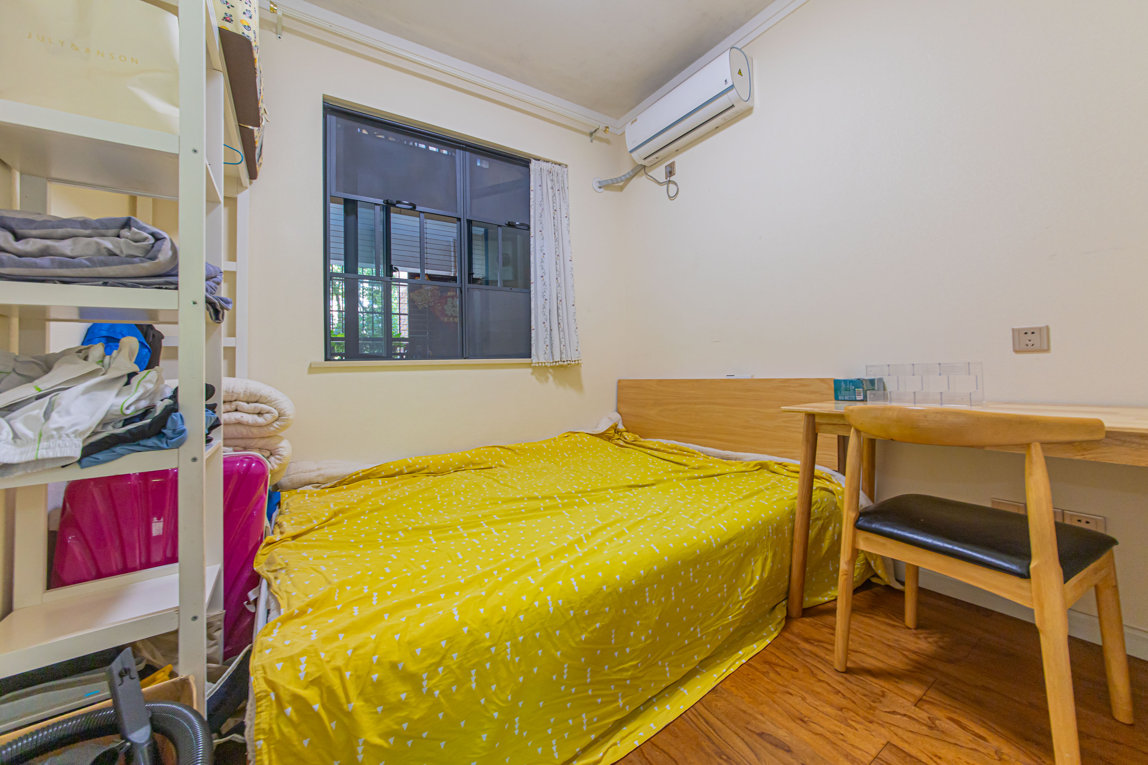 中建芙蓉嘉苑 3室2厅2卫 93.0万 中建芙蓉嘉苑 3室2厅2卫 93.0万卧室