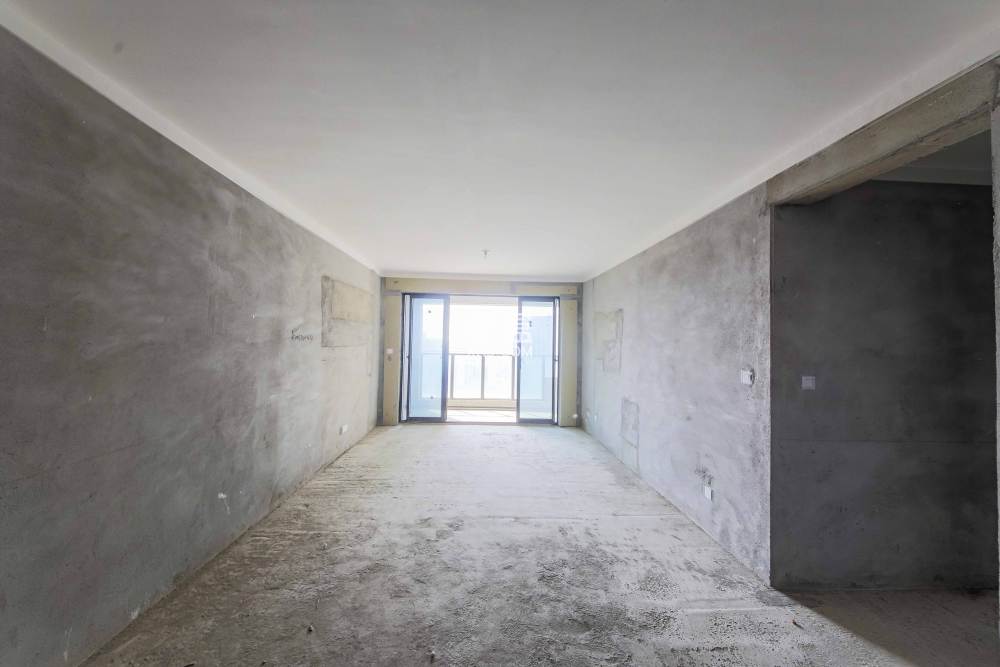 天城国际广场  3室2厅2卫    165.0万