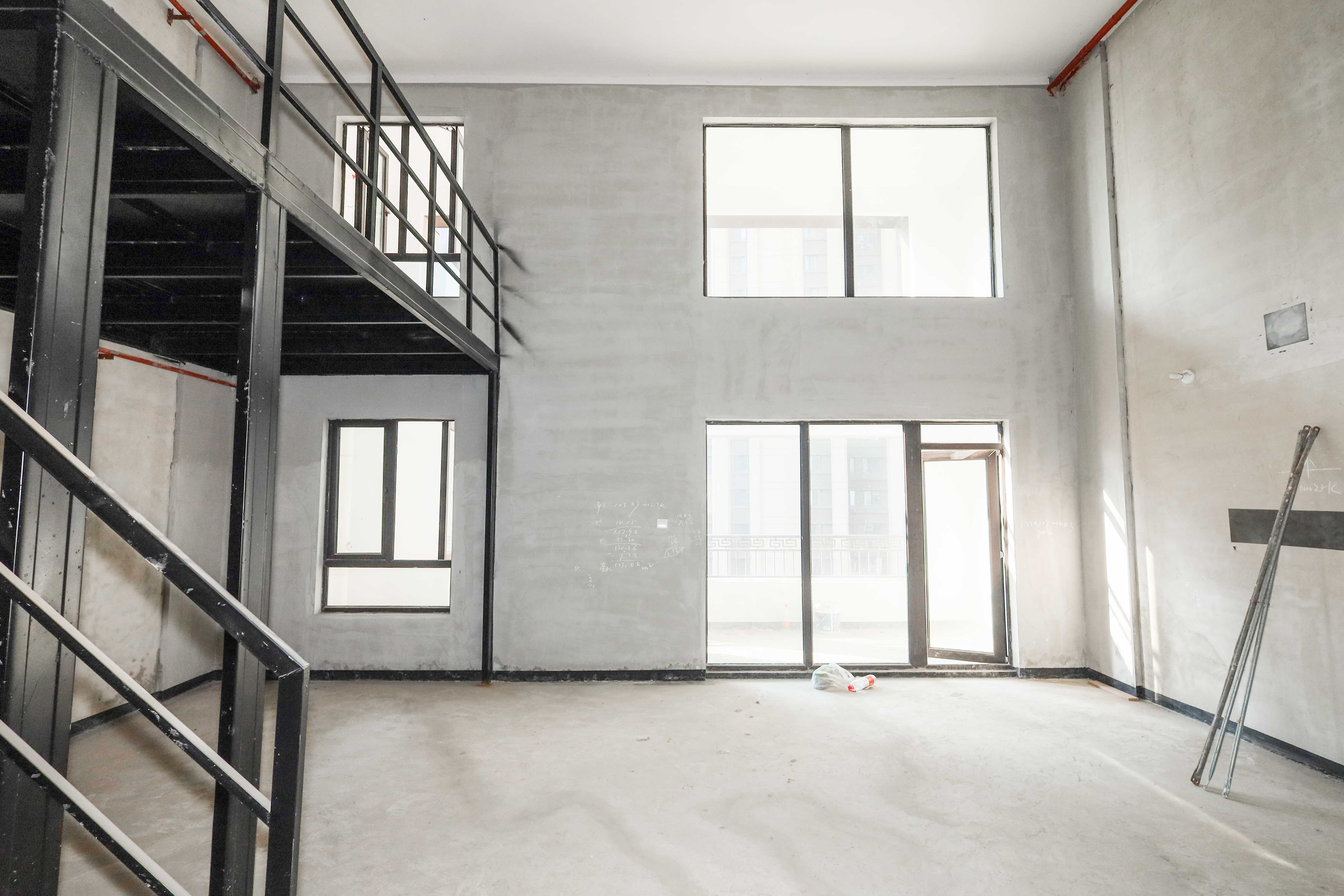 建发央著  4室2厅2卫   328.00万