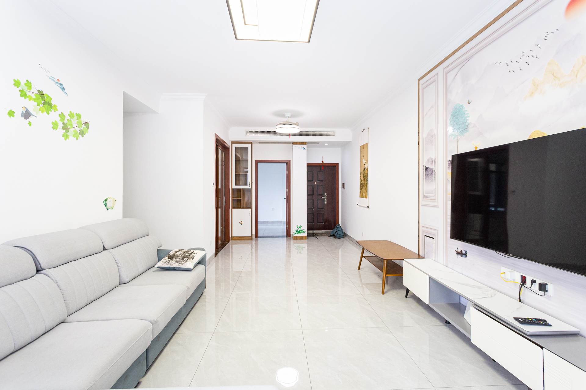 长燃润和天地(长润小区印湘江) 4室1厅2卫 116.8万 长燃润和天地(长润小区印湘江) 4室1厅2卫 116.8万客厅