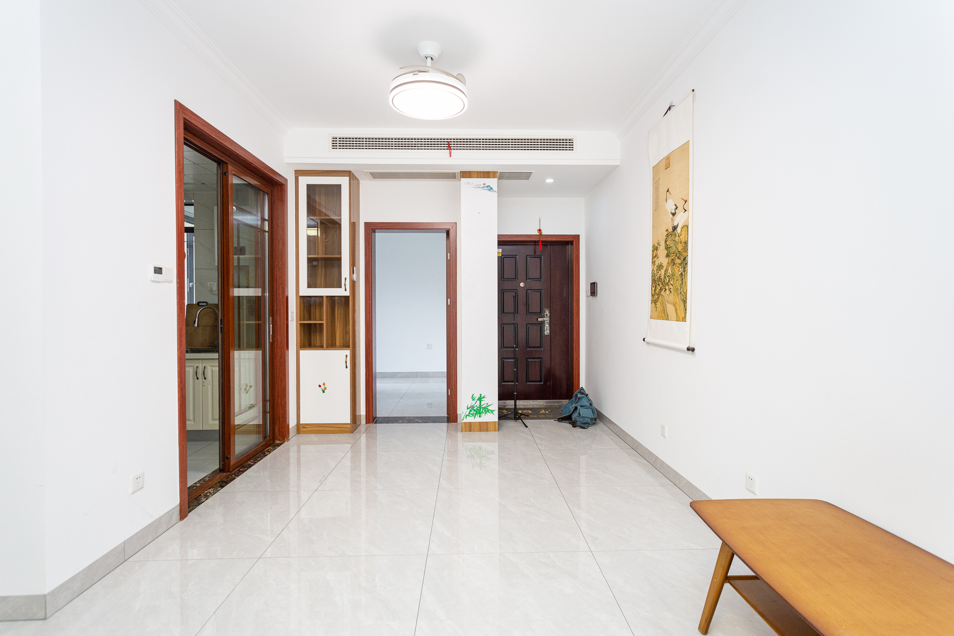 长燃润和天地(长润小区印湘江) 4室1厅2卫 116.8万 长燃润和天地(长润小区印湘江) 4室1厅2卫 116.8万客厅