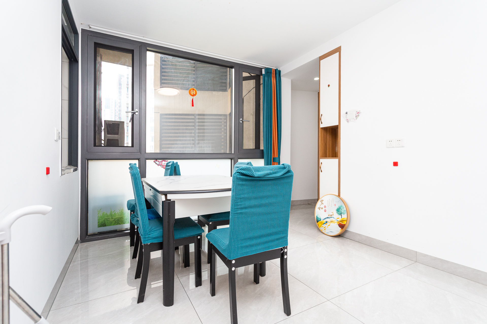 长燃润和天地(长润小区印湘江) 4室1厅2卫 116.8万 长燃润和天地(长润小区印湘江) 4室1厅2卫 116.8万卧室