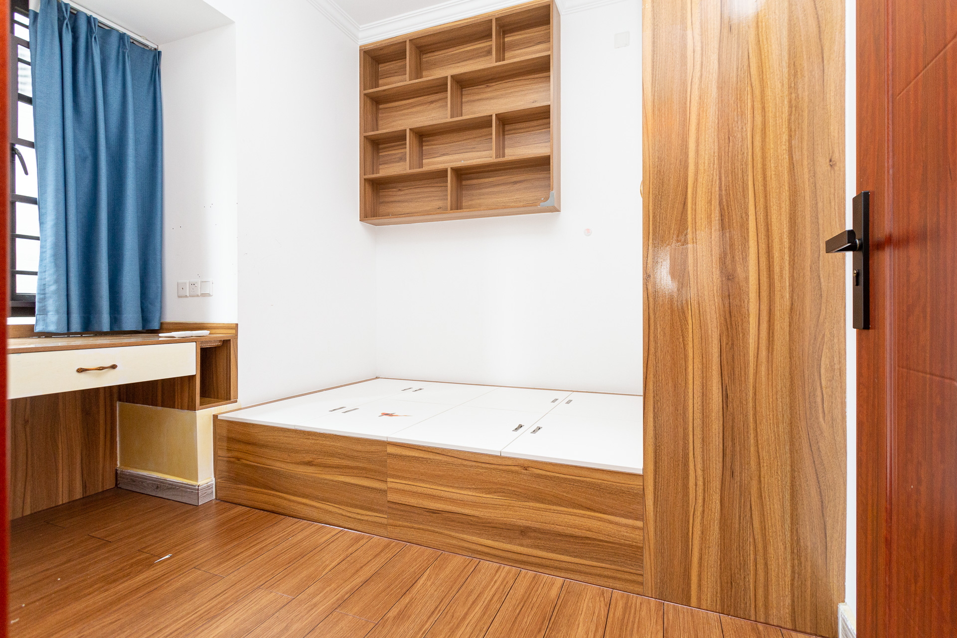 长燃润和天地(长润小区印湘江) 4室1厅2卫 116.8万 长燃润和天地(长润小区印湘江) 4室1厅2卫 116.8万卧室