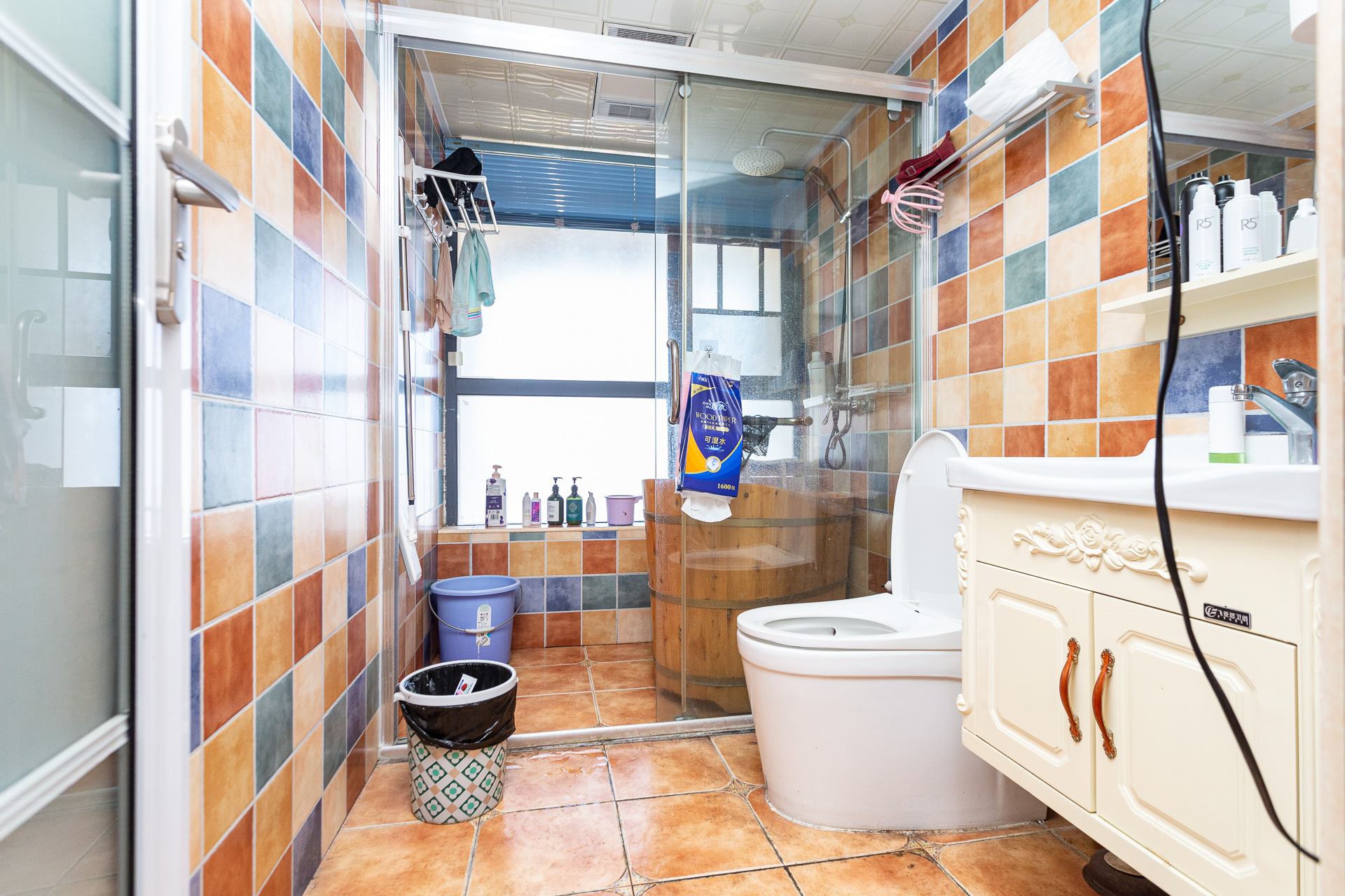 勤诚达新界 4室2厅2卫 120.0万 勤诚达新界 4室2厅2卫 120.0万卫生间