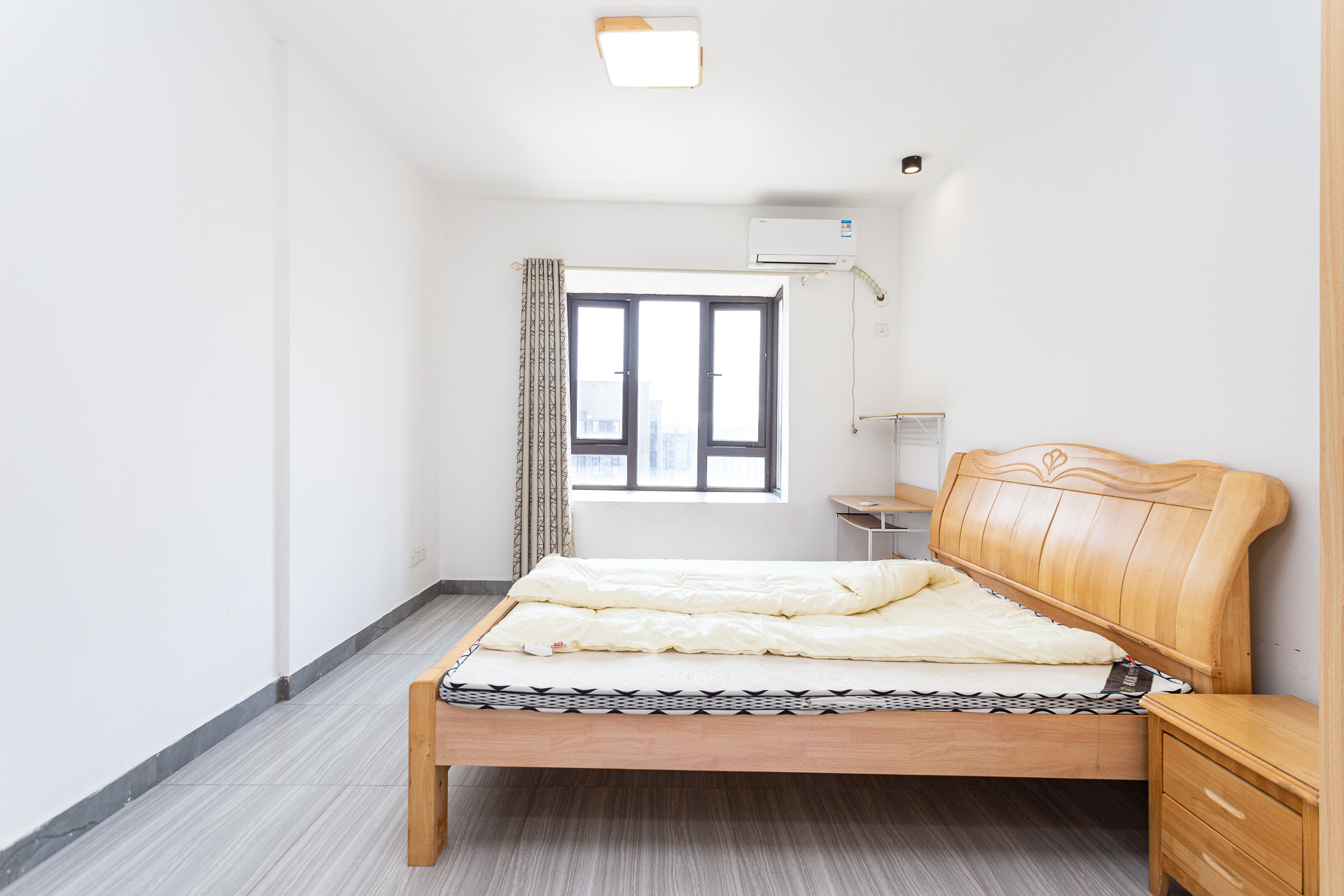 勤诚达境界城  4室2厅2卫    109.0万 勤诚达境界城  4室2厅2卫    109.0万卧室