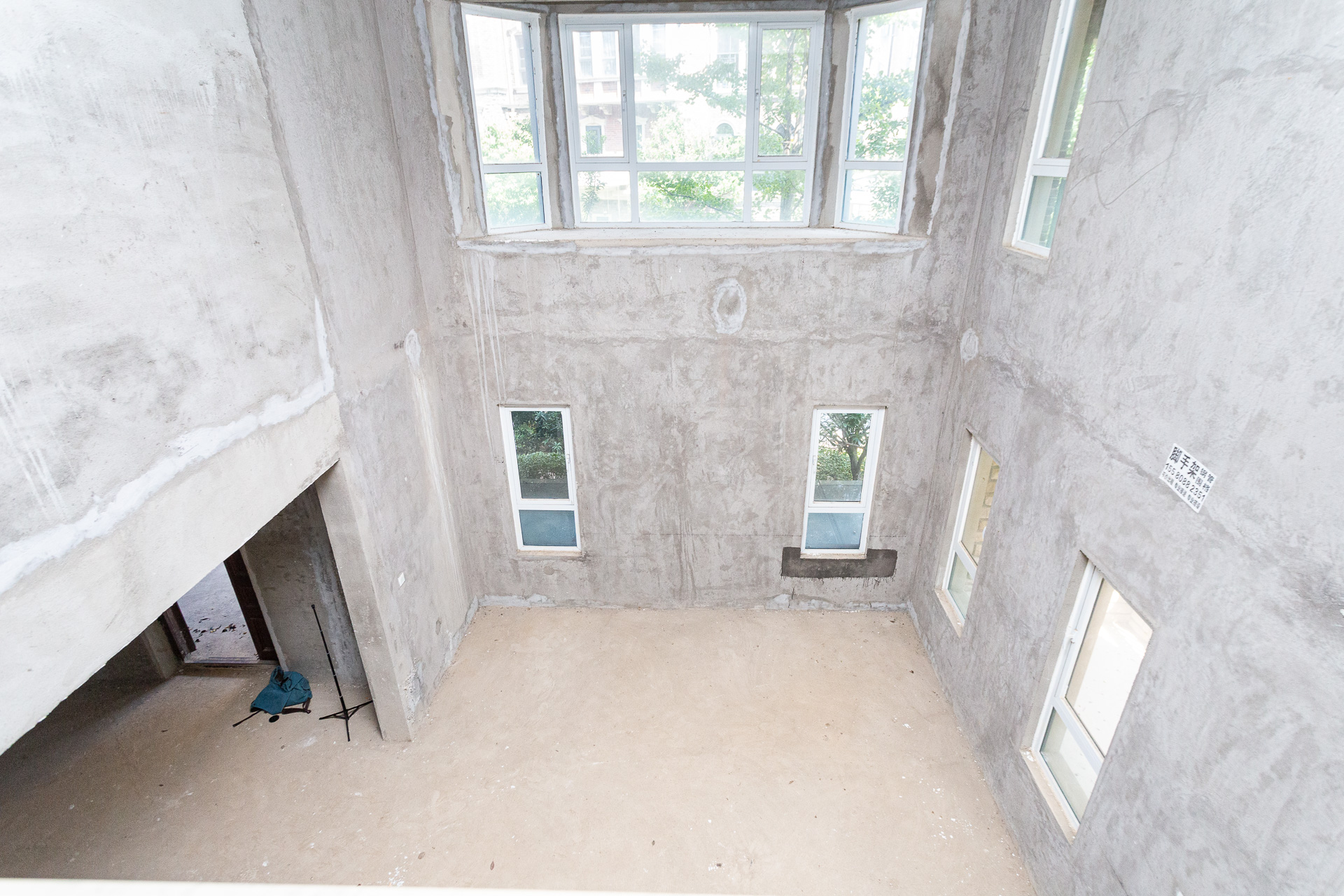 谷山逸墅 5室2厅2卫 330.0万 谷山逸墅 5室2厅2卫 330.0万其他