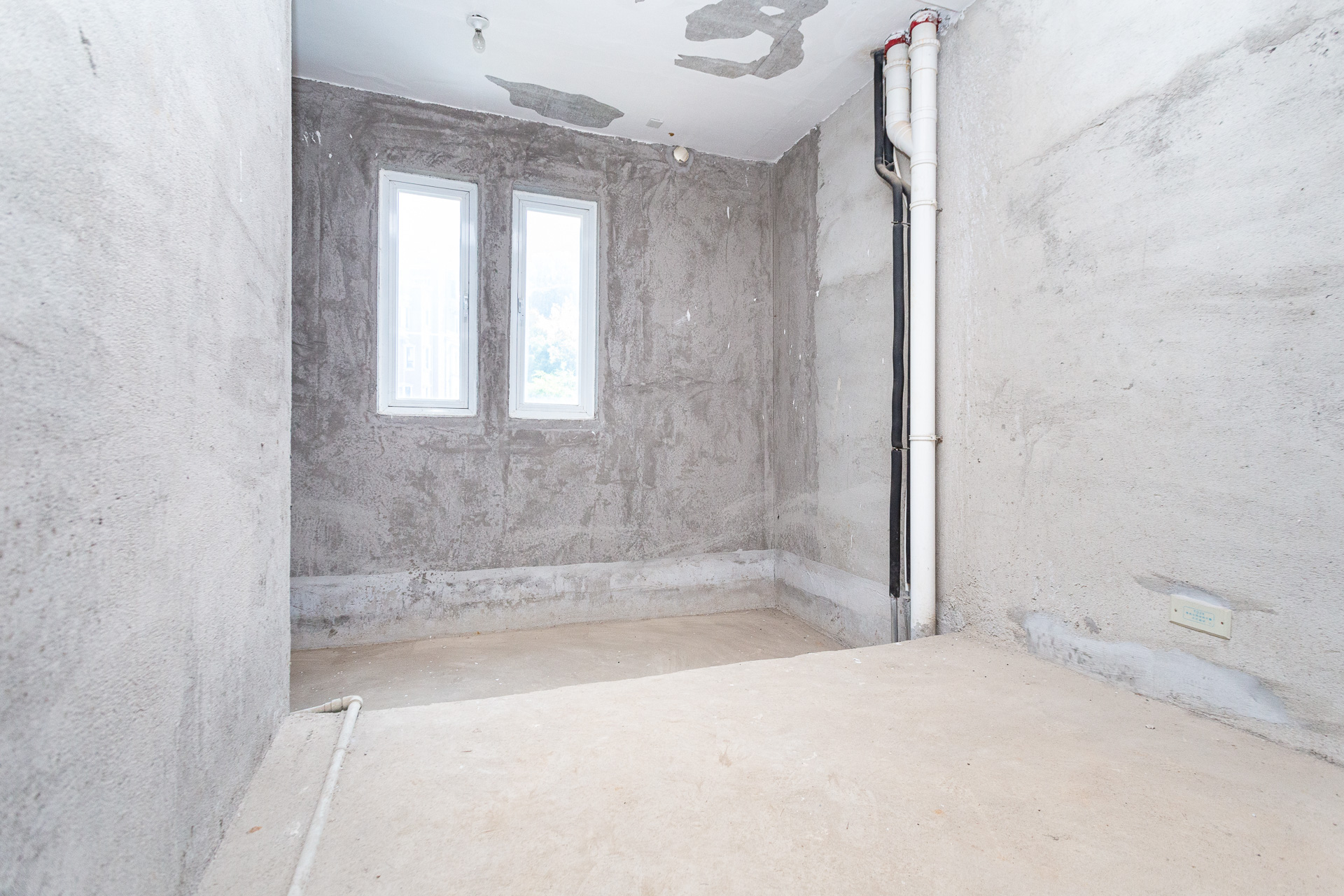 谷山逸墅 5室2厅2卫 330.0万 谷山逸墅 5室2厅2卫 330.0万卫生间