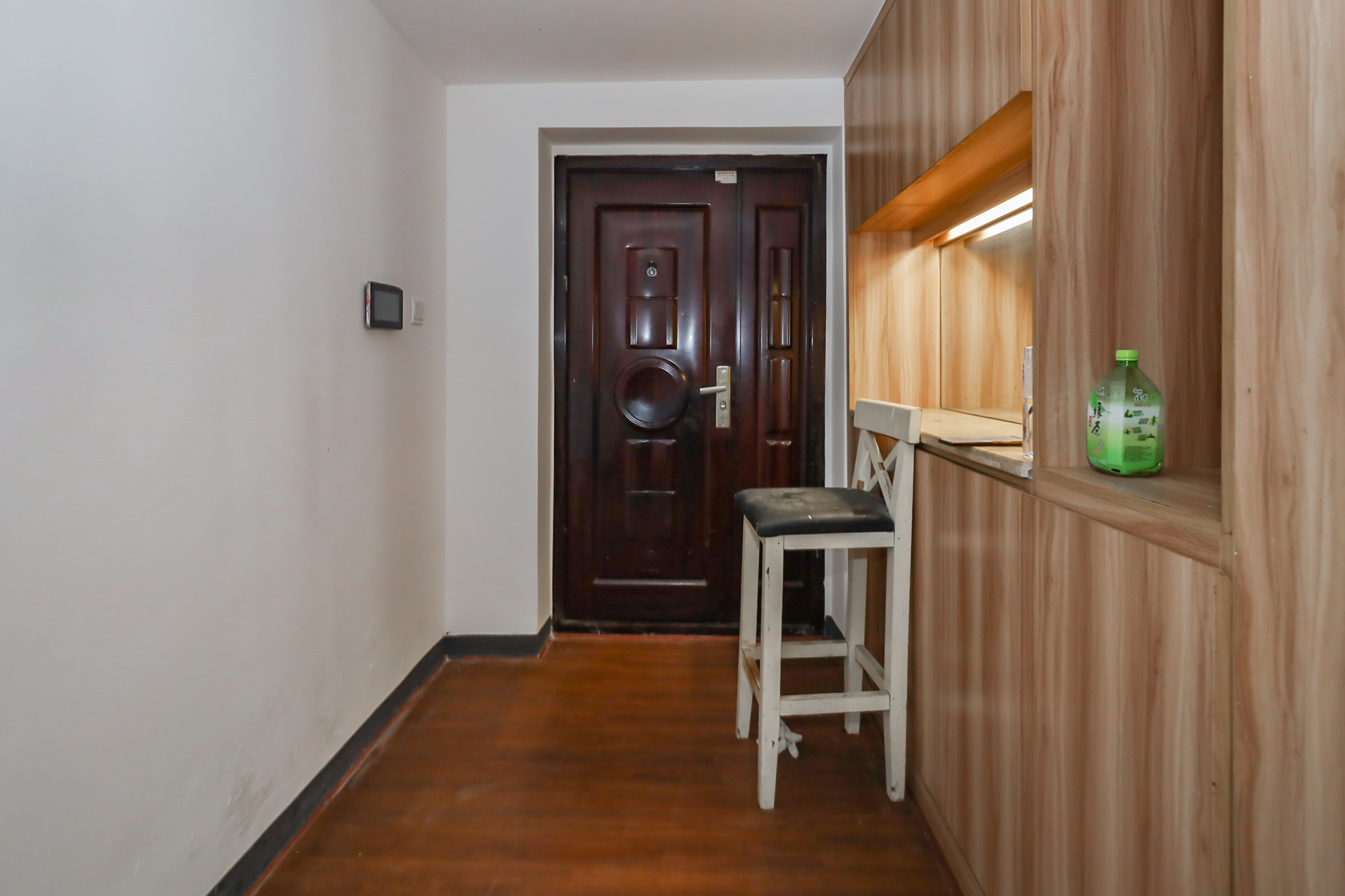 绿地中央广场  4室2厅2卫    210.0万其他