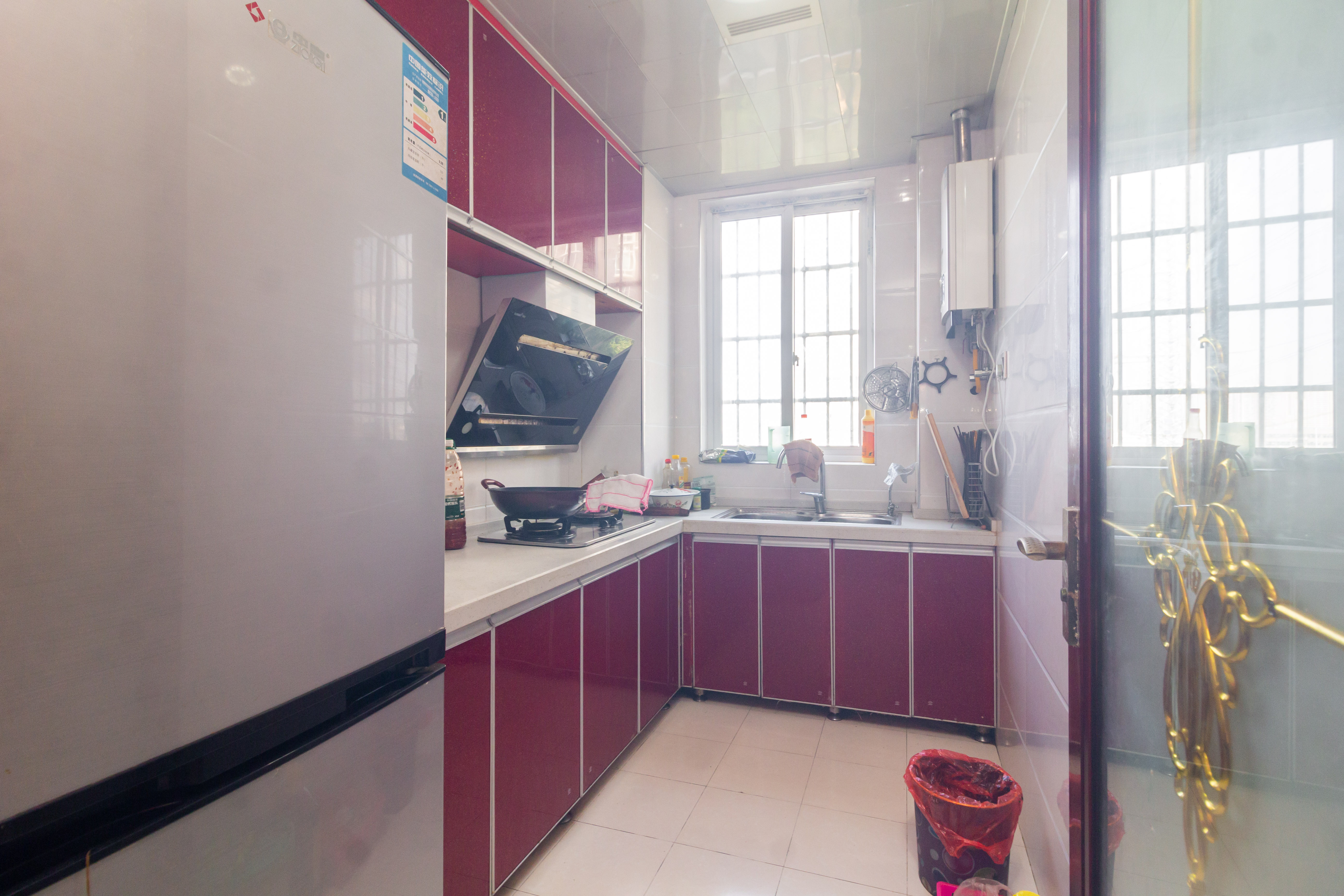 东业苹果社区  2室2厅1卫    48.0万厨房