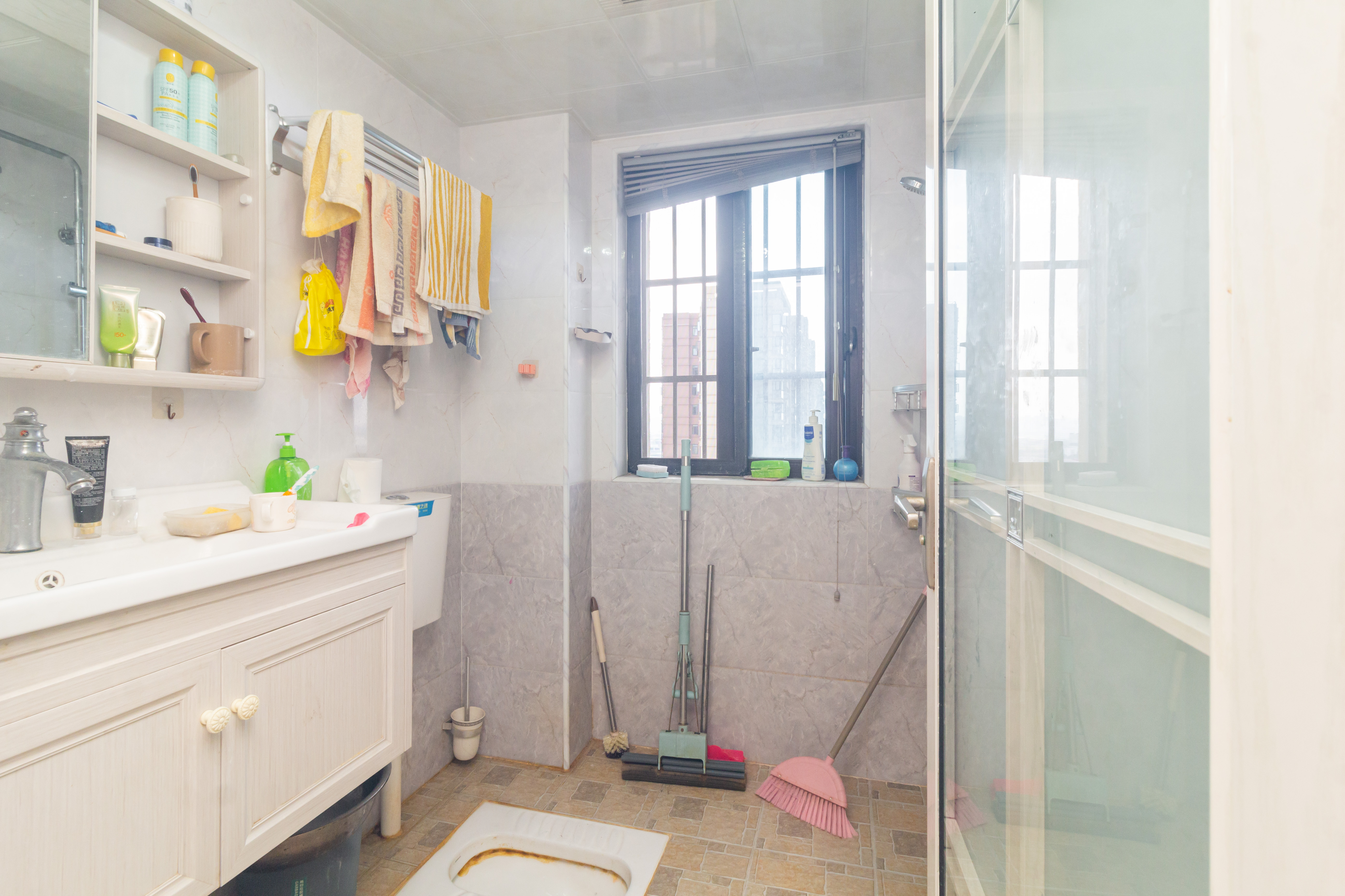 东方美地 3室2厅2卫 78.8万 东方美地 3室2厅2卫 78.8万卫生间