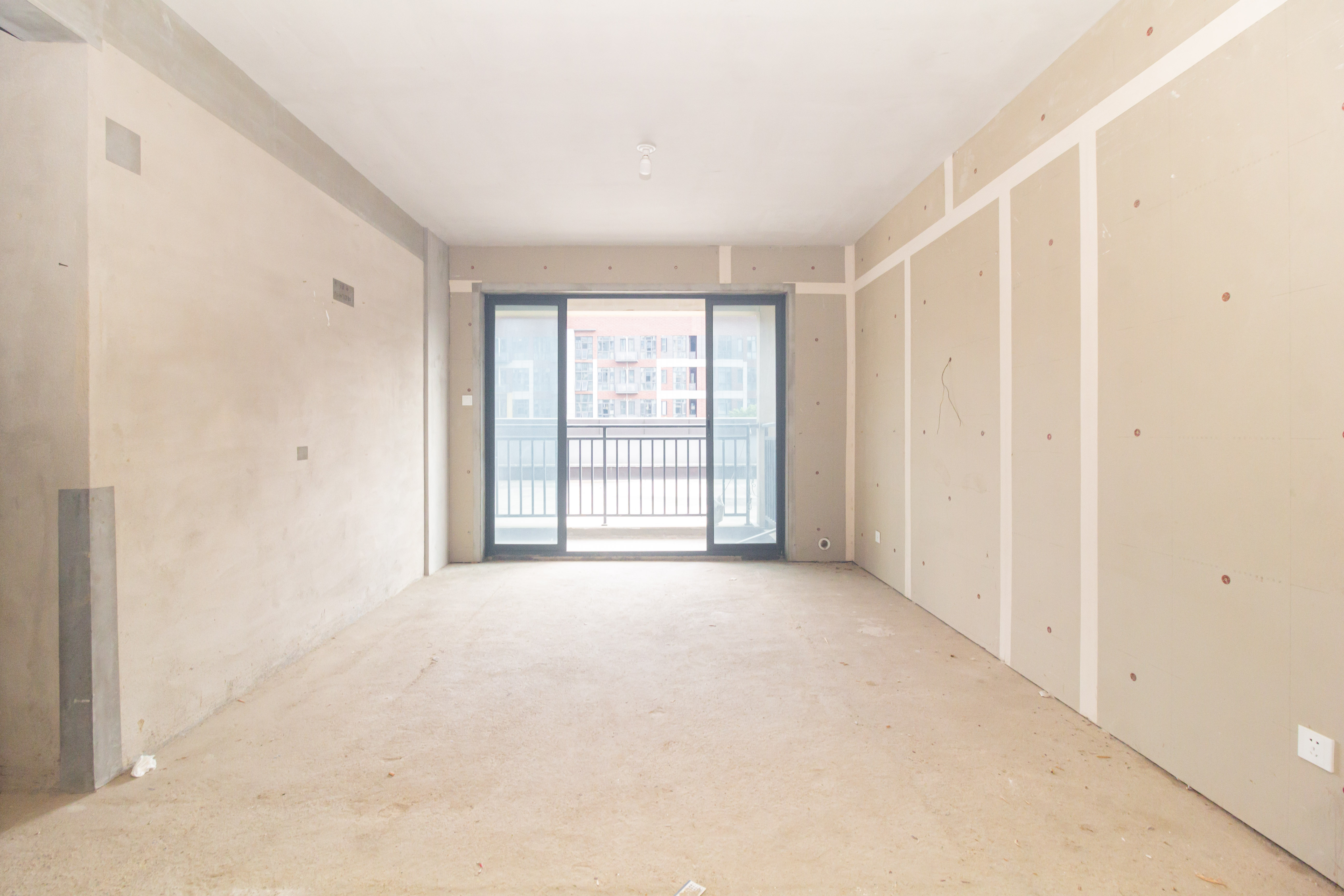 日盛湖湘花苑  3室2厅1卫    74.5万 日盛湖湘花苑  3室2厅1卫    74.5万