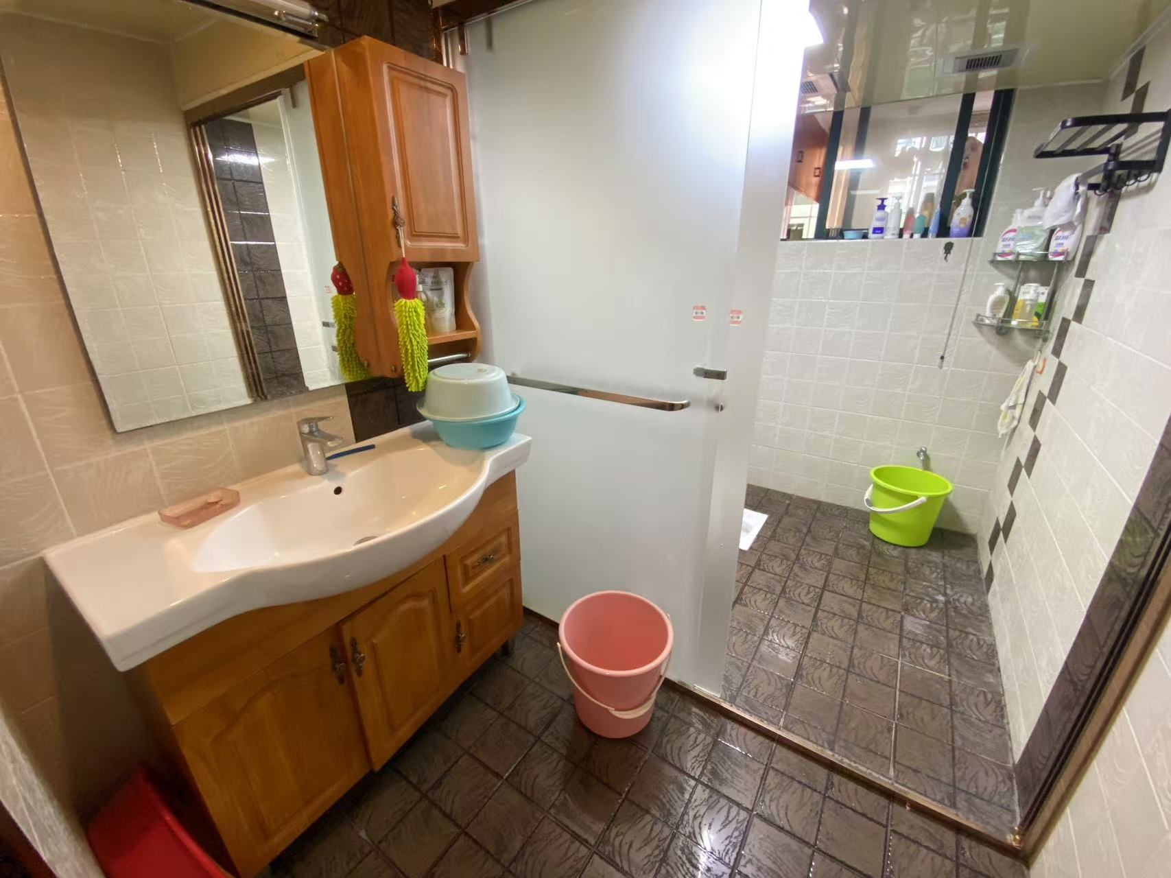 西域名邸  4室2厅2卫    85.0万 西域名邸  4室2厅2卫    85.0万室内图