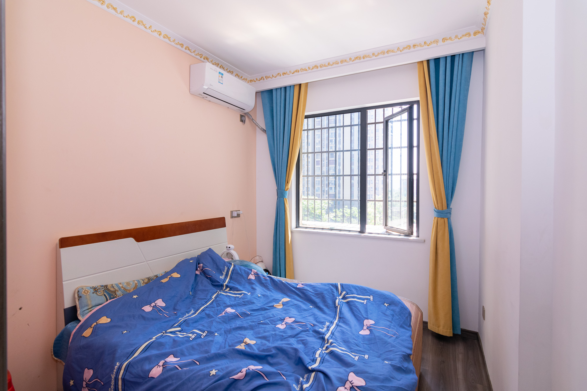 联诚雅郡 4室2厅2卫 83.8万 联诚雅郡 4室2厅2卫 83.8万卧室