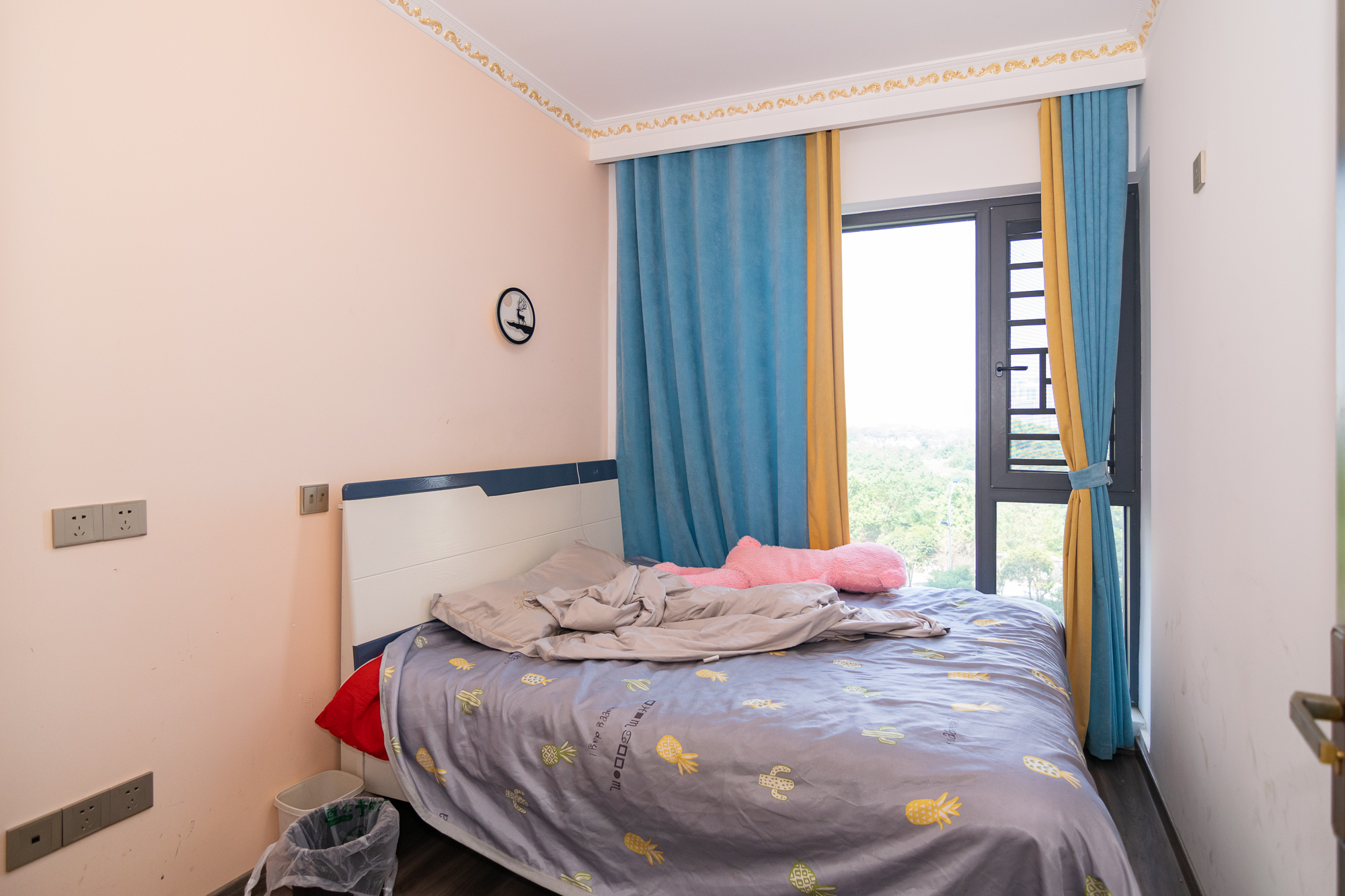 联诚雅郡 4室2厅2卫 83.8万 联诚雅郡 4室2厅2卫 83.8万卧室