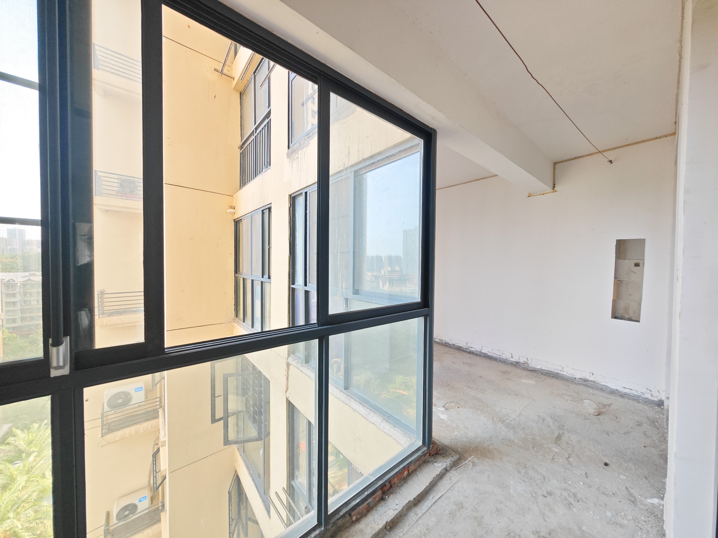 蓝光幸福满庭 4室2厅2卫 90.0万 蓝光幸福满庭 4室2厅2卫 90.0万其他