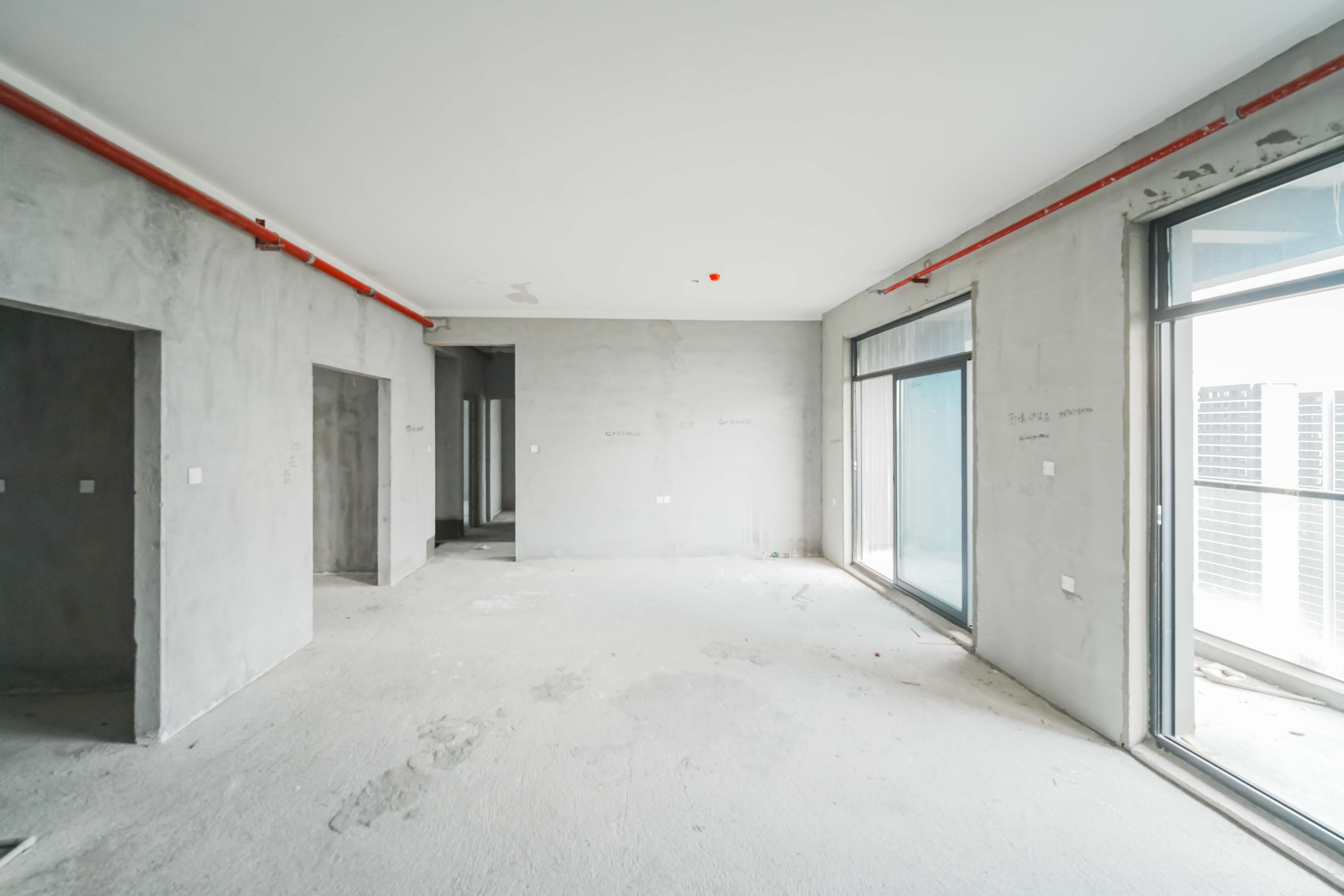 融创会展上东区  5室2厅3卫    185.0万 融创会展上东区  5室2厅3卫    185.0万