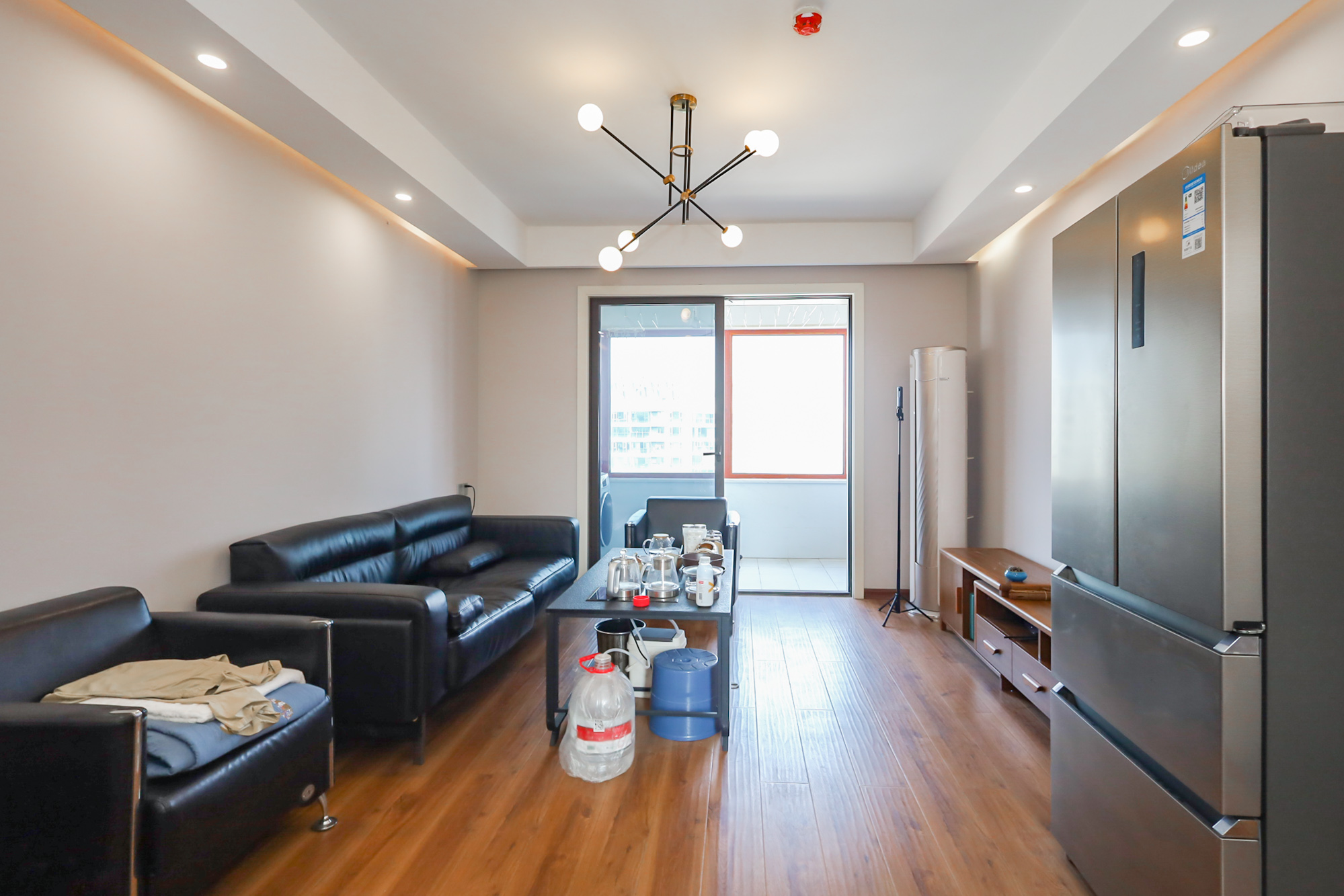 保利西海岸B区 3室2厅1卫 125.0万 保利西海岸B区 3室2厅1卫 125.0万客厅