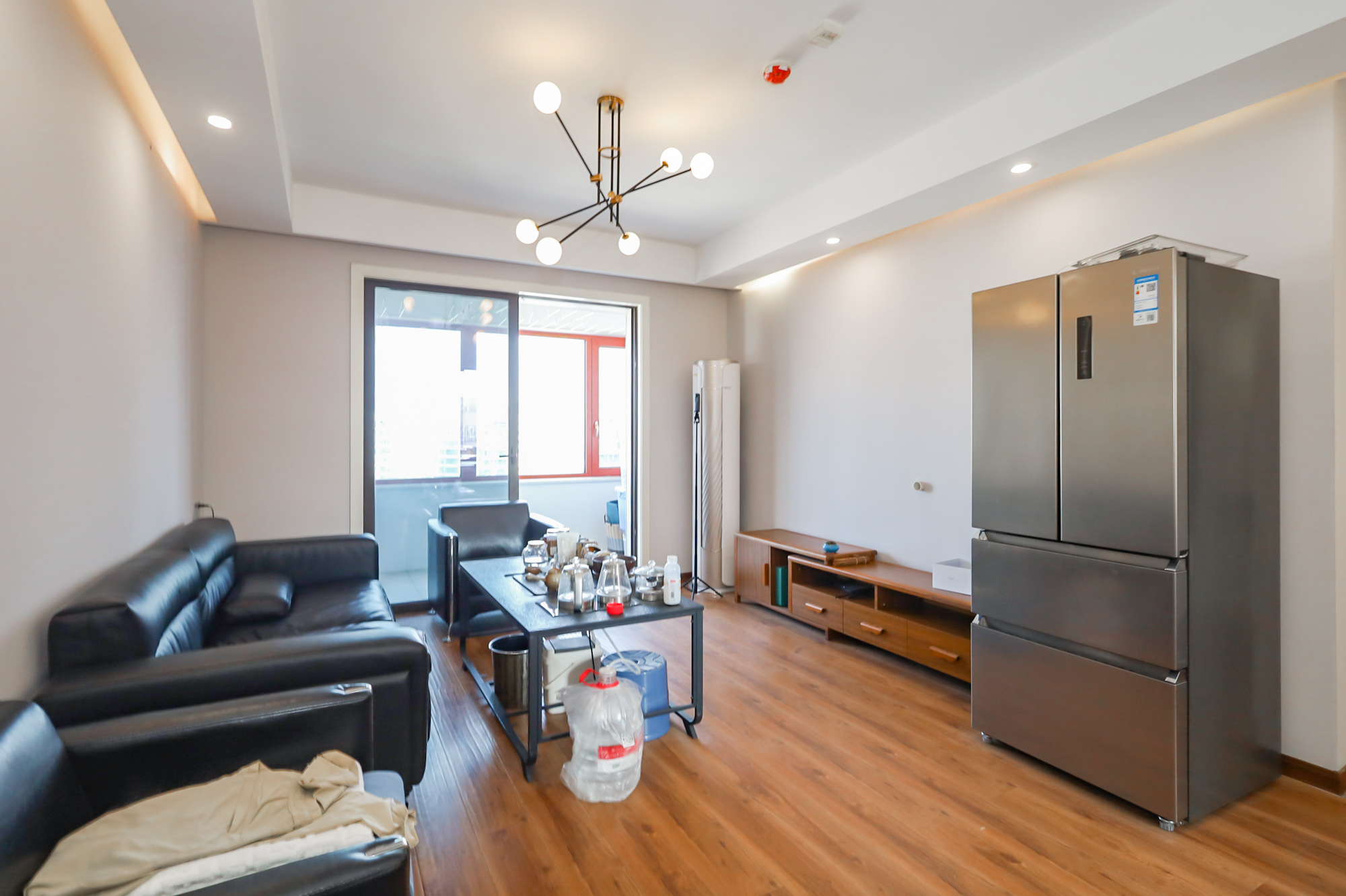 保利西海岸B区 3室2厅1卫 125.0万 保利西海岸B区 3室2厅1卫 125.0万客厅