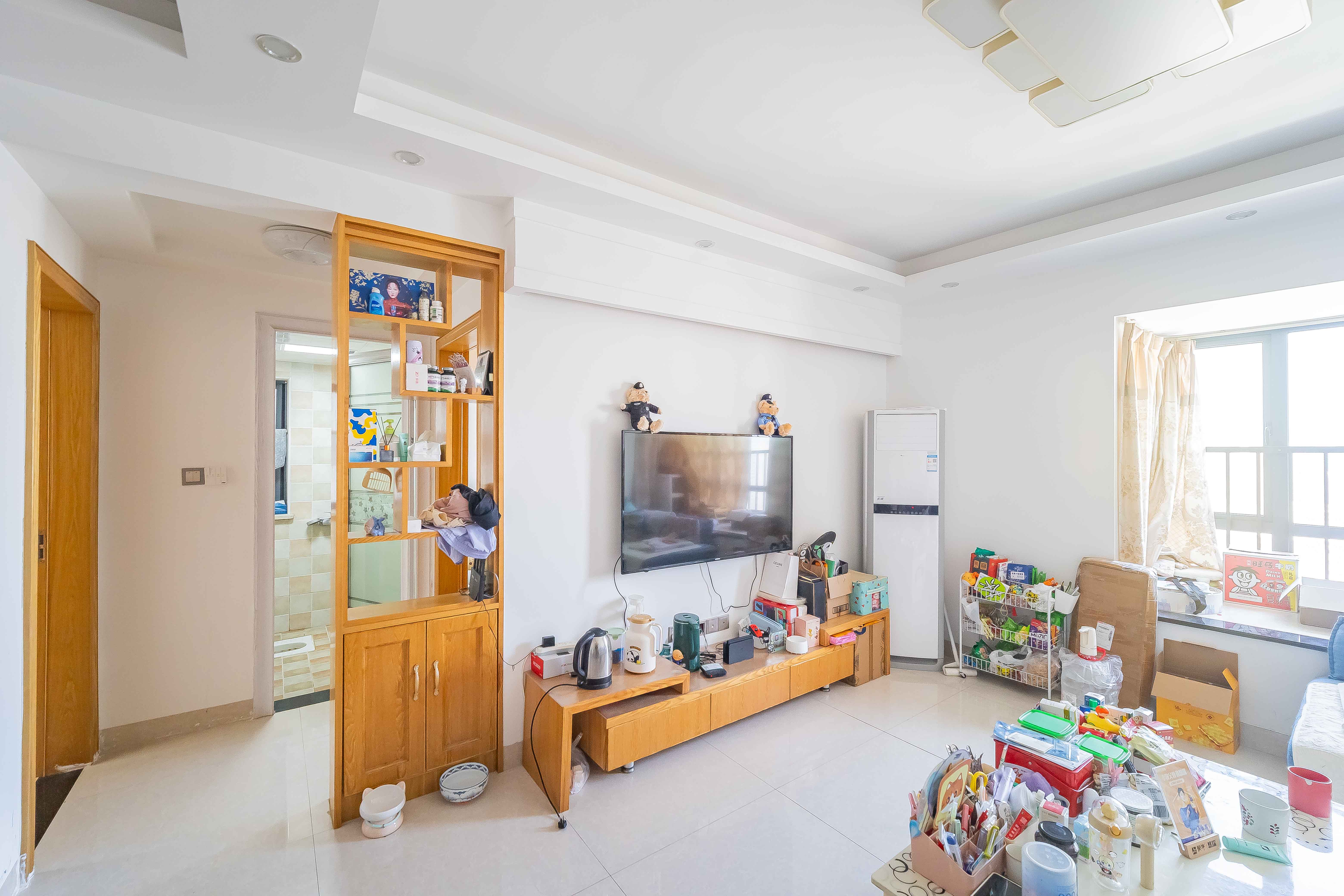 钱隆首府(福晟御园)  3室2厅2卫    118.0万 钱隆首府(福晟御园)  3室2厅2卫    118.0万客厅