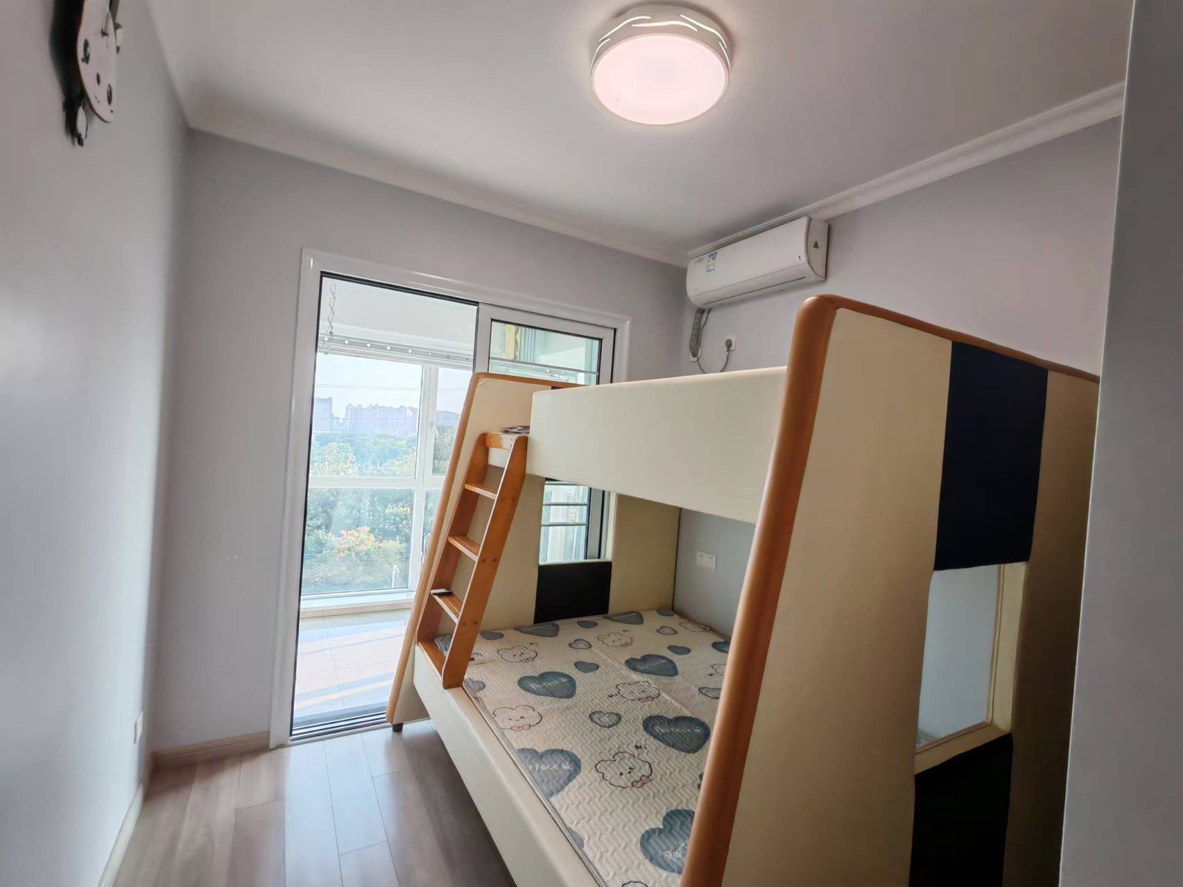 亿都漫城 3室2厅2卫 85.0万 亿都漫城 3室2厅2卫 85.0万室内图