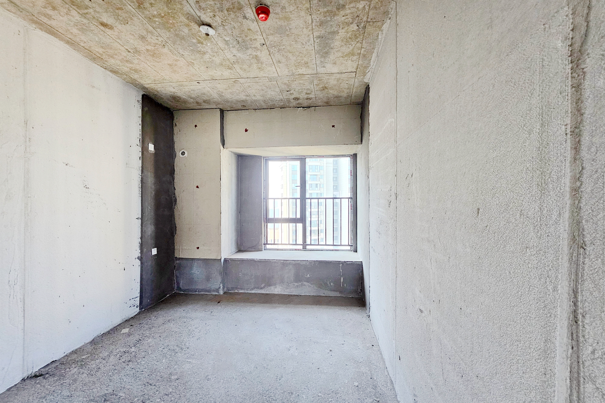 阳光城尚东湾凌云府 4室2厅3卫 125.8万 阳光城尚东湾凌云府 4室2厅3卫 125.8万其他