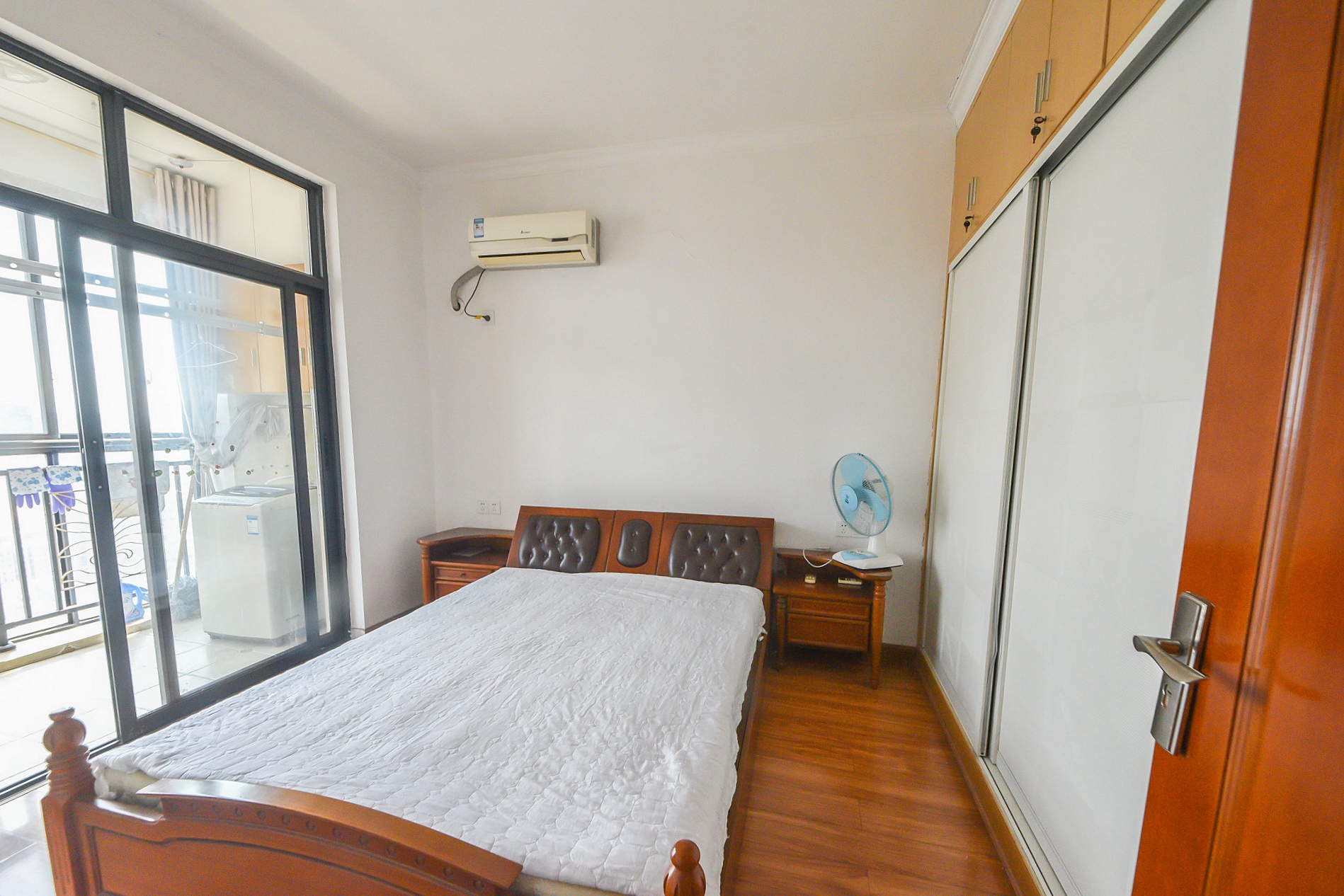 阳光锦城 2室2厅1卫 112.0万 阳光锦城 2室2厅1卫 112.0万卧室