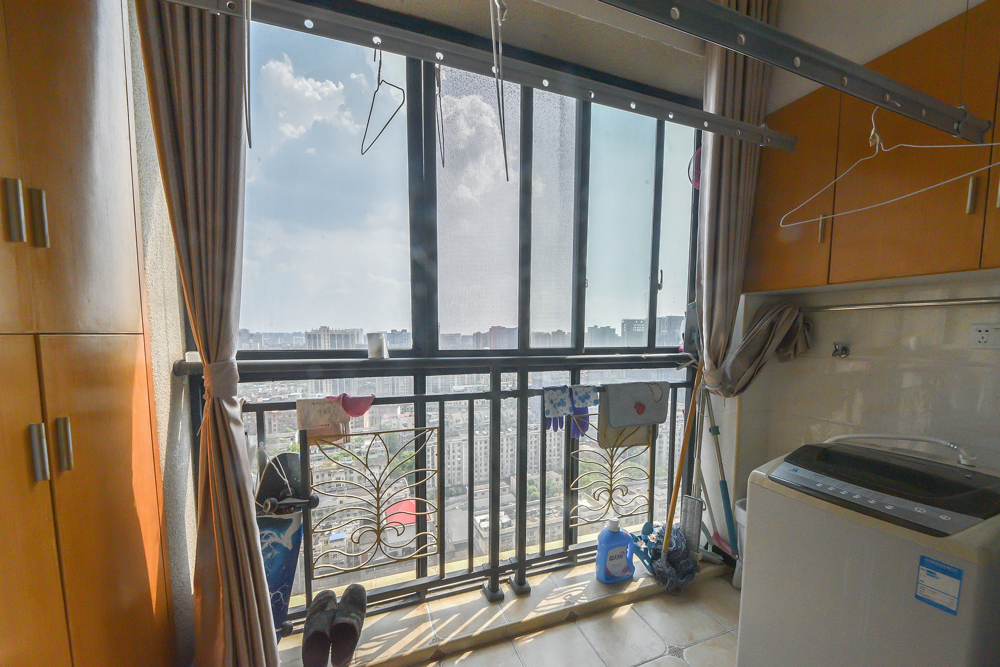 阳光锦城 2室2厅1卫 112.0万 阳光锦城 2室2厅1卫 112.0万阳台